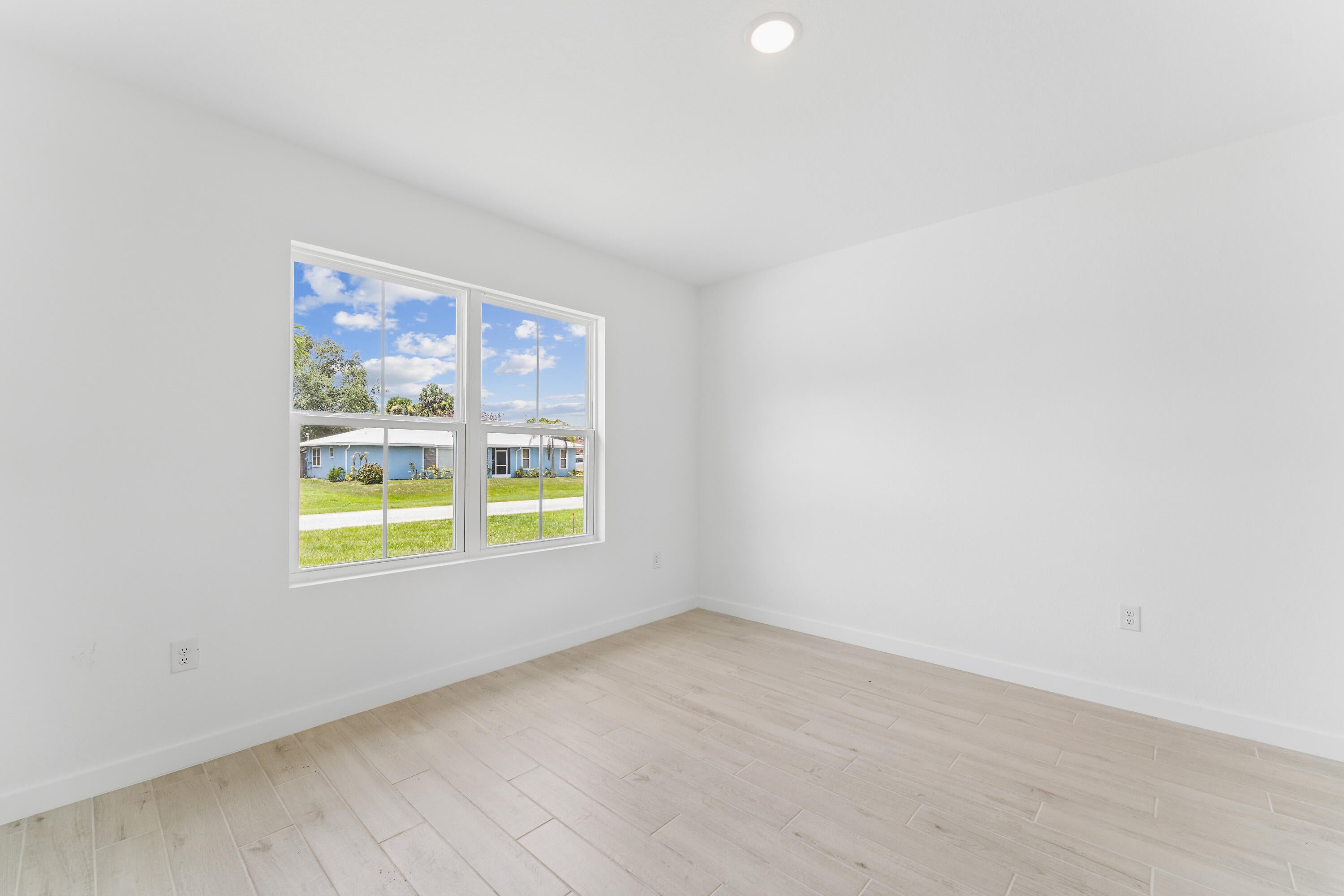 1611 SE Minorca Ave, Port Saint Lucie, FL 34952 photo