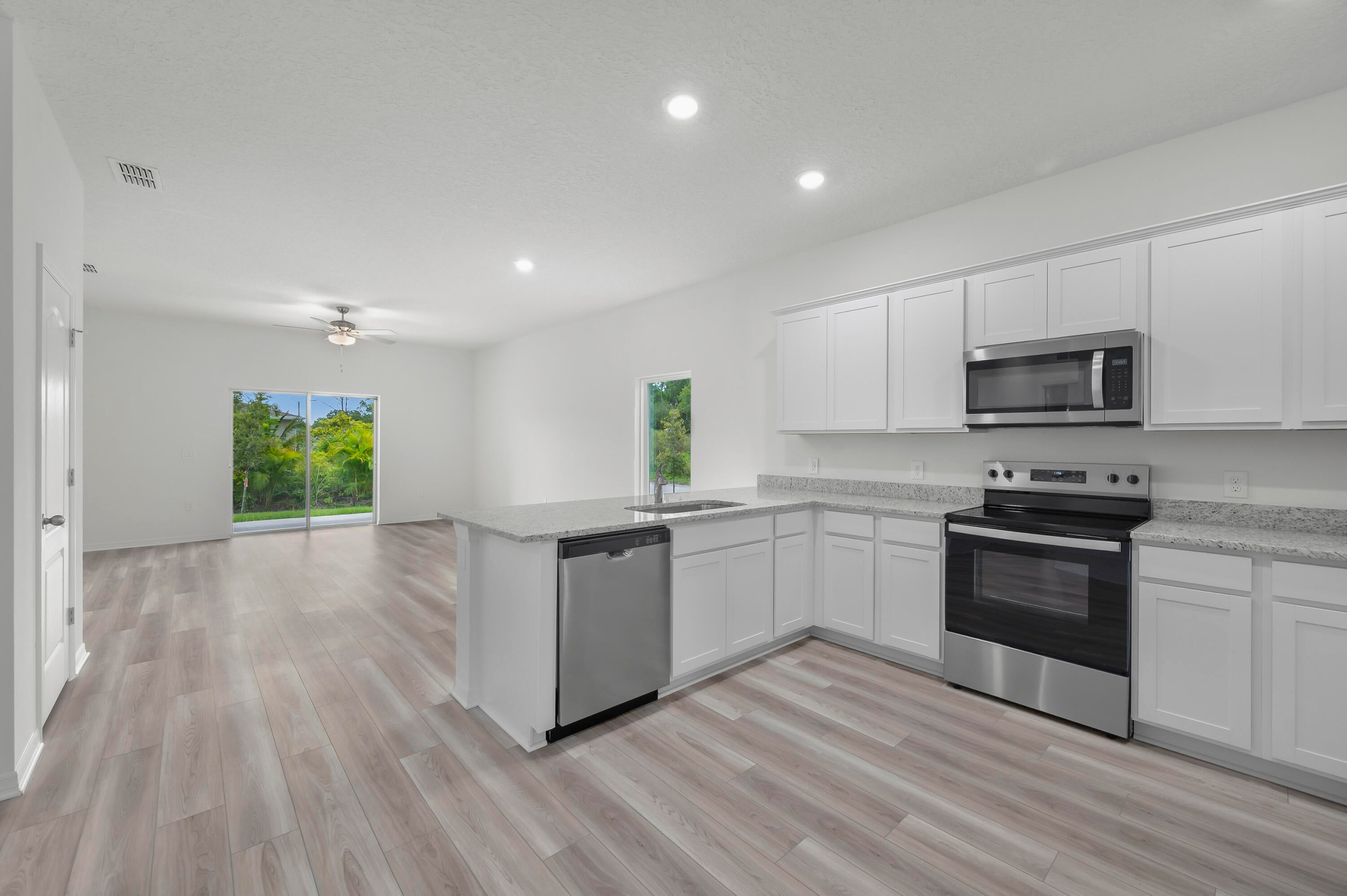 4608 Palmetto Dr, Fort Pierce, FL 34982 photo