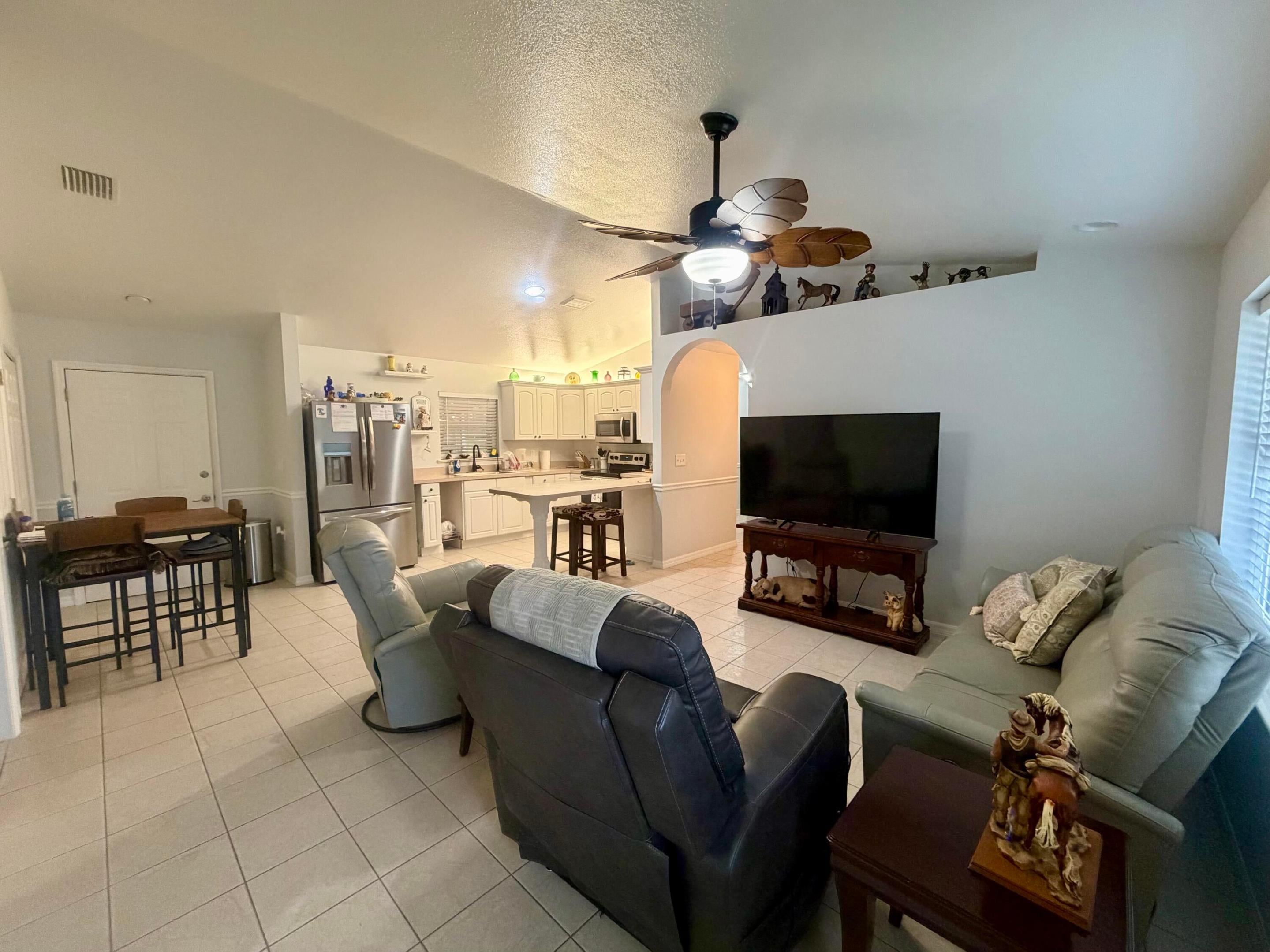 7823 SW 9 St, Okeechobee, FL 34974 photo