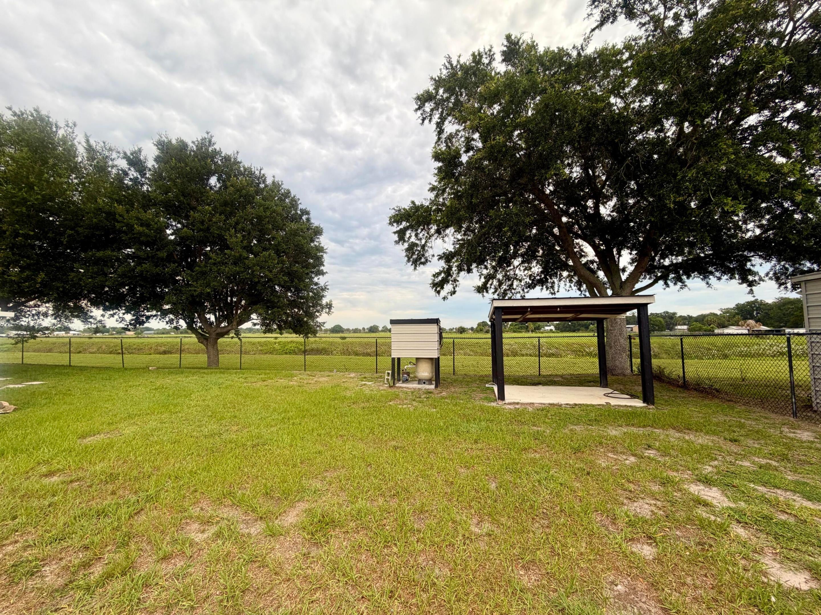 7823 SW 9 St, Okeechobee, FL 34974 photo