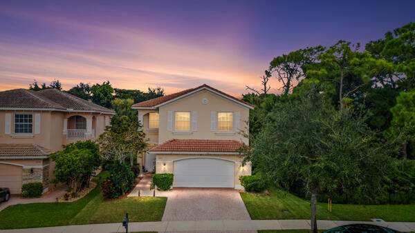 1104 Leonardo Cir, Port Saint Lucie, FL 34986