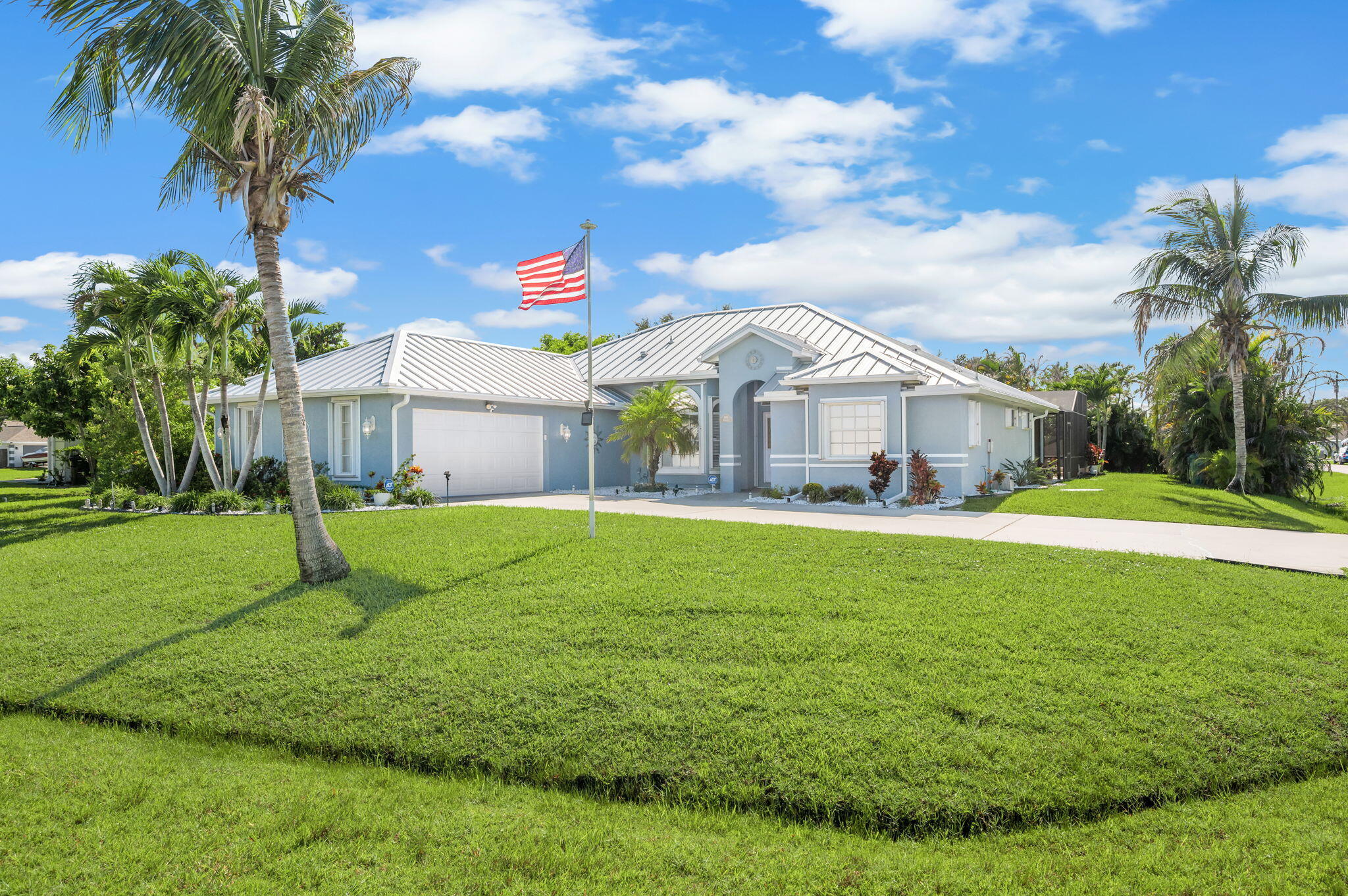 2891 SE Buccaneer Cir, Port Saint Lucie, FL 34952 photo