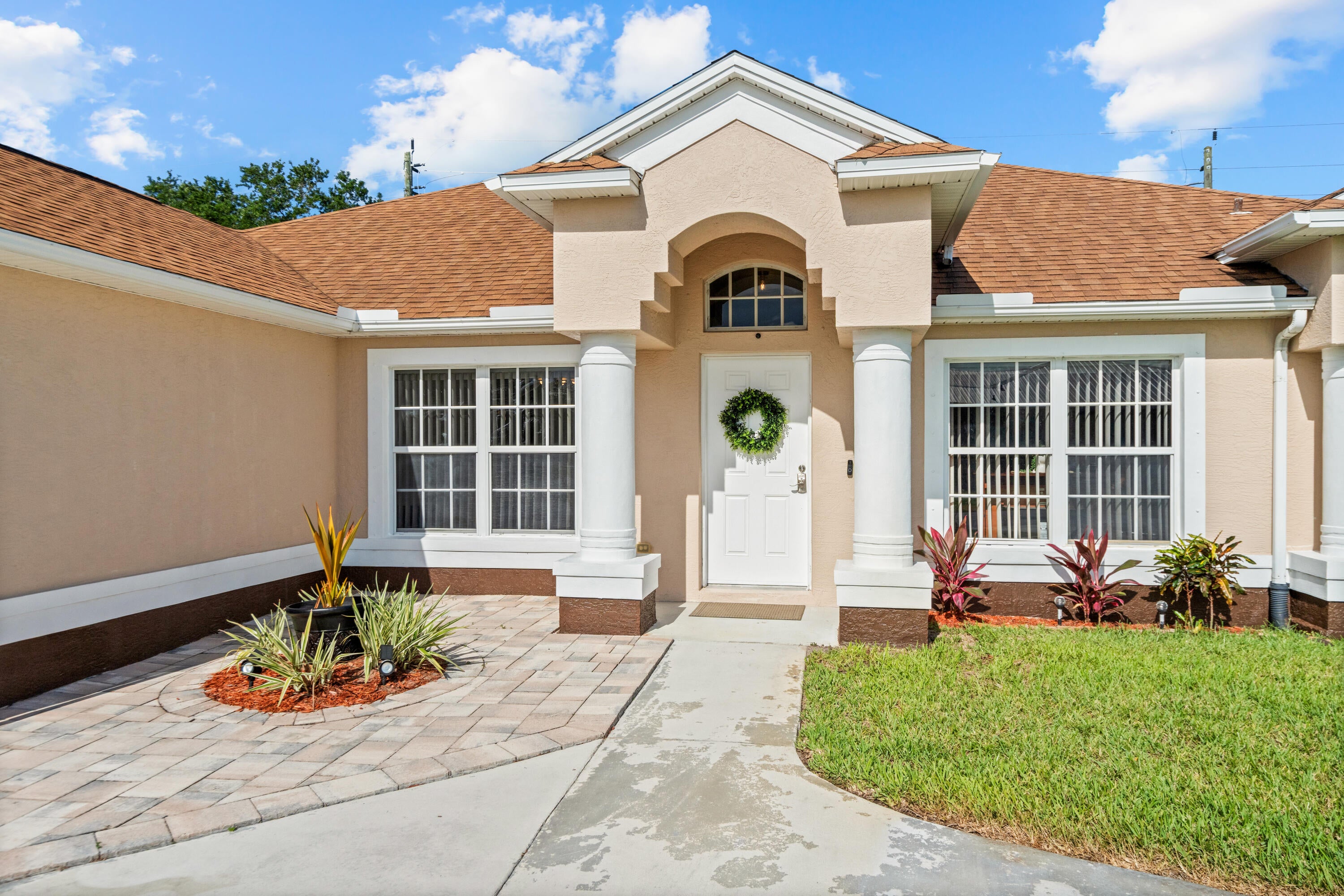 3041 SE Wake Rd, Port Saint Lucie, FL 34984 photo