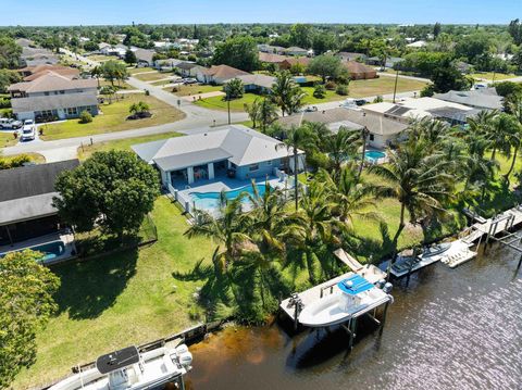 Single Family Residence in Port St Lucie FL 641 SE Whitmore Drive.jpg