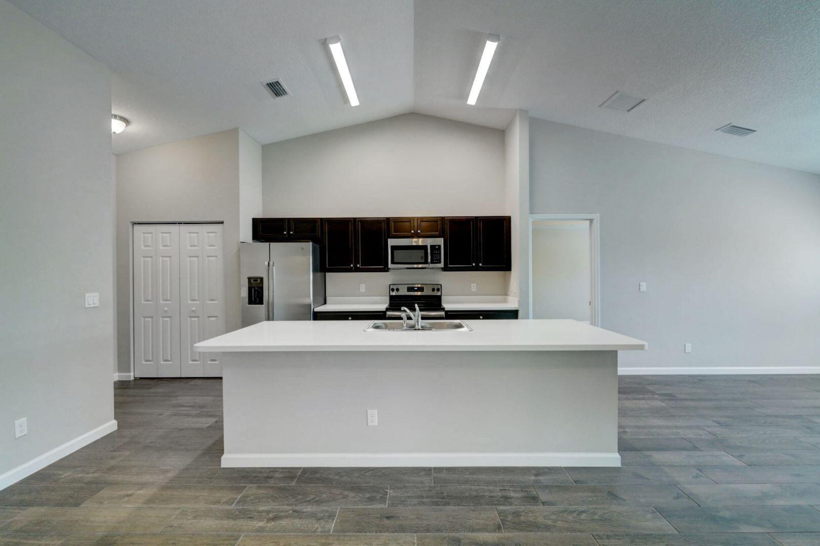 5181 NW Mayfield Ln, Port Saint Lucie, FL 34983 photo