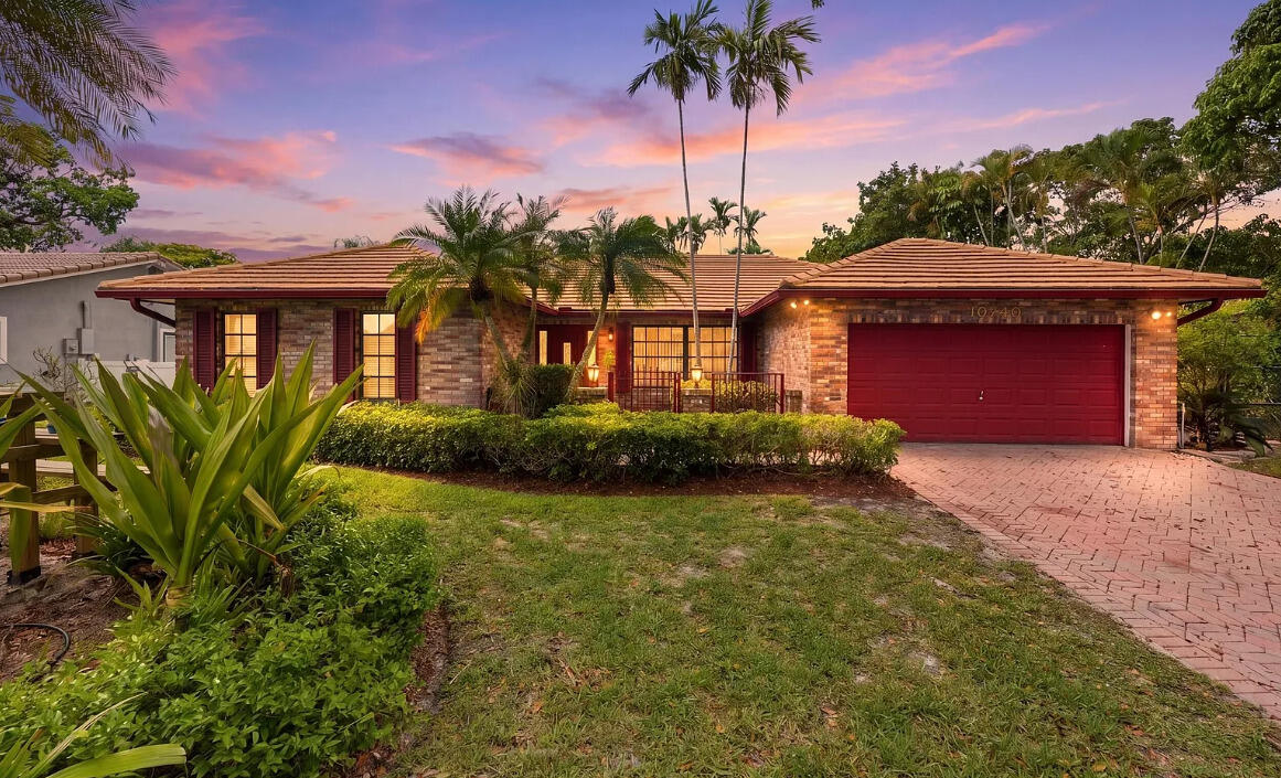 10740 19th St, Coral Springs, FL 33071