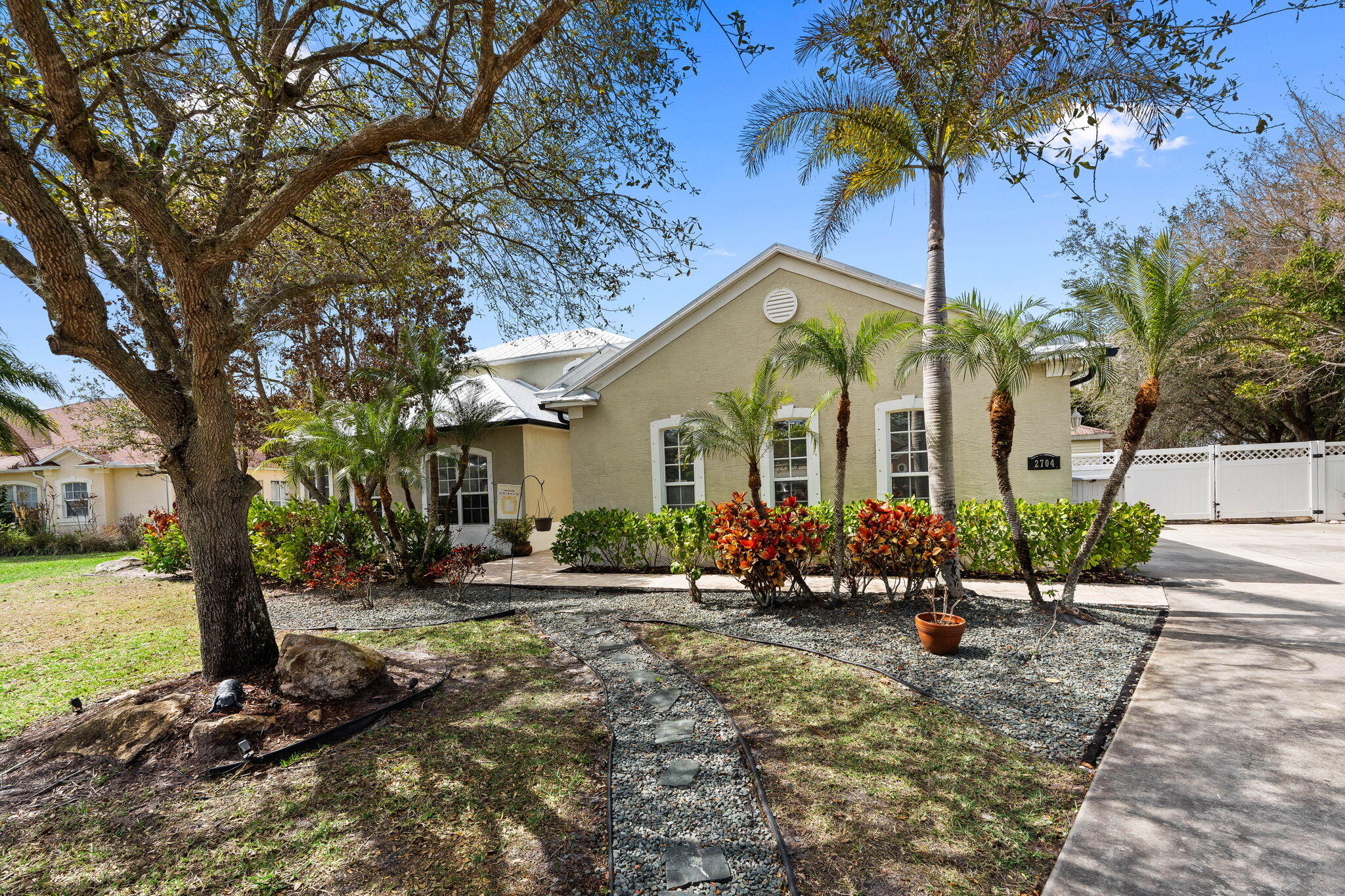 2704 Serenity Cir, Fort Pierce, FL 34981 photo