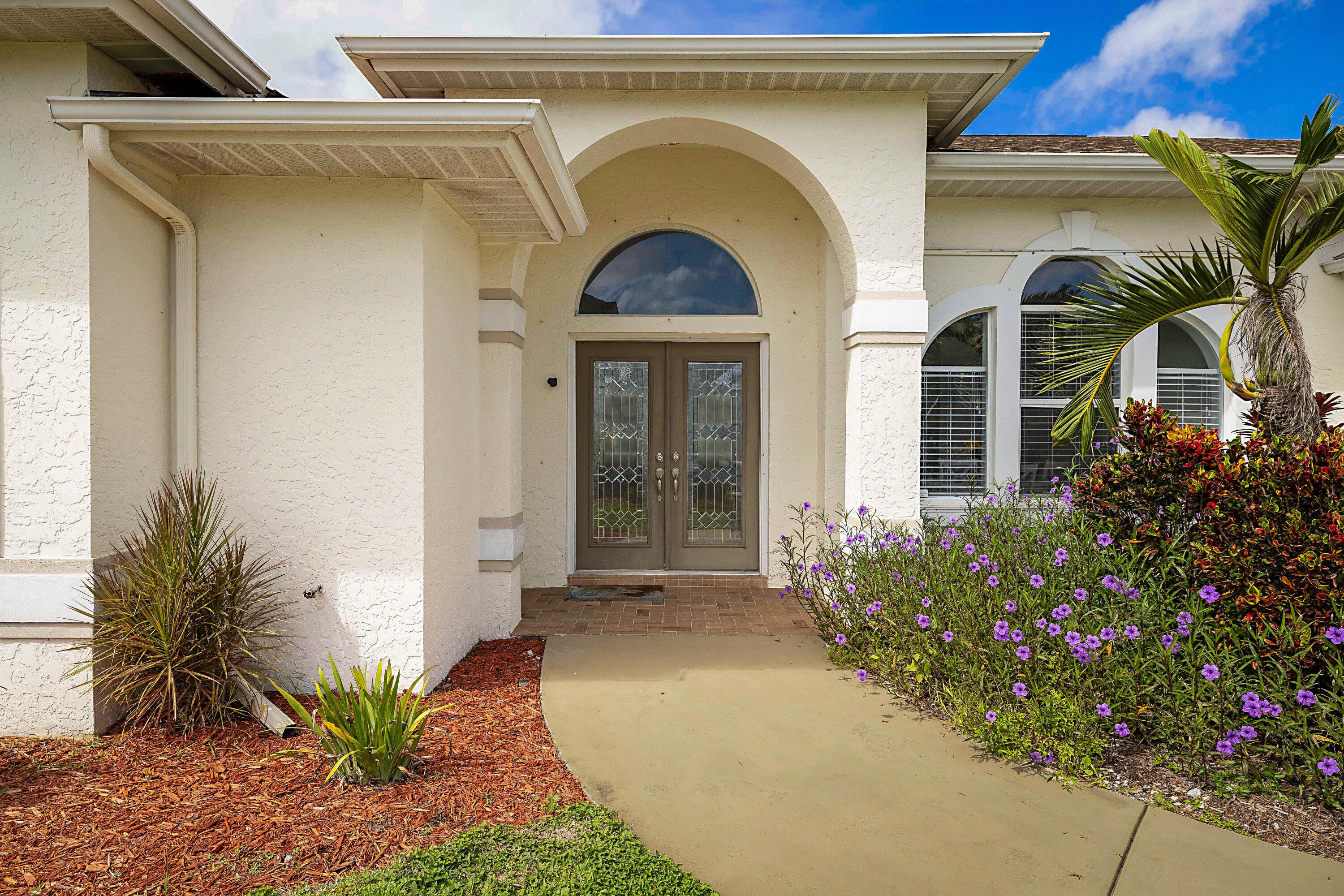 3210 SE Otis Ln, Port Saint Lucie, FL 34984 photo