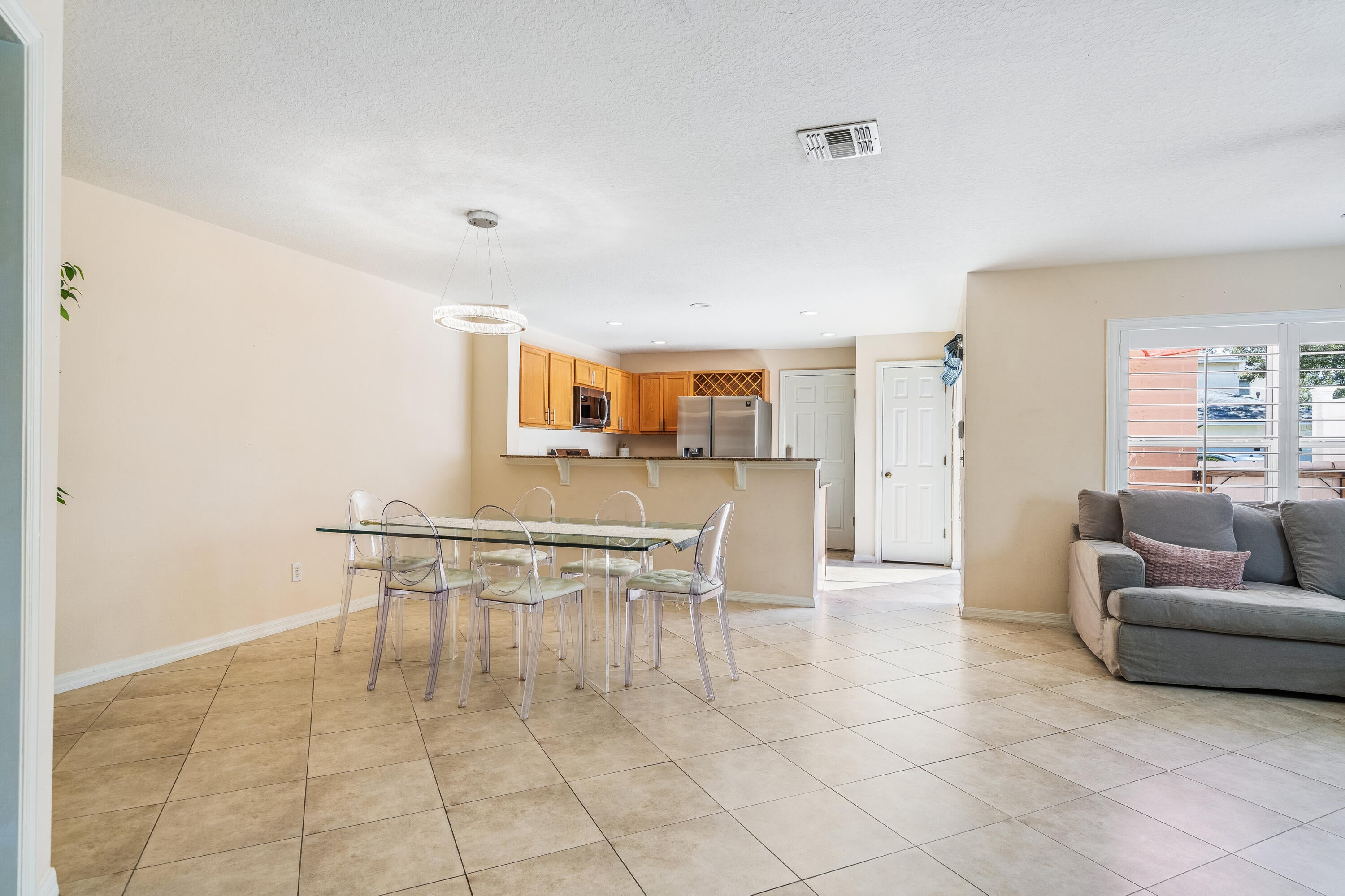 1541 Parcelas Ct, Vero Beach, FL 32966 photo