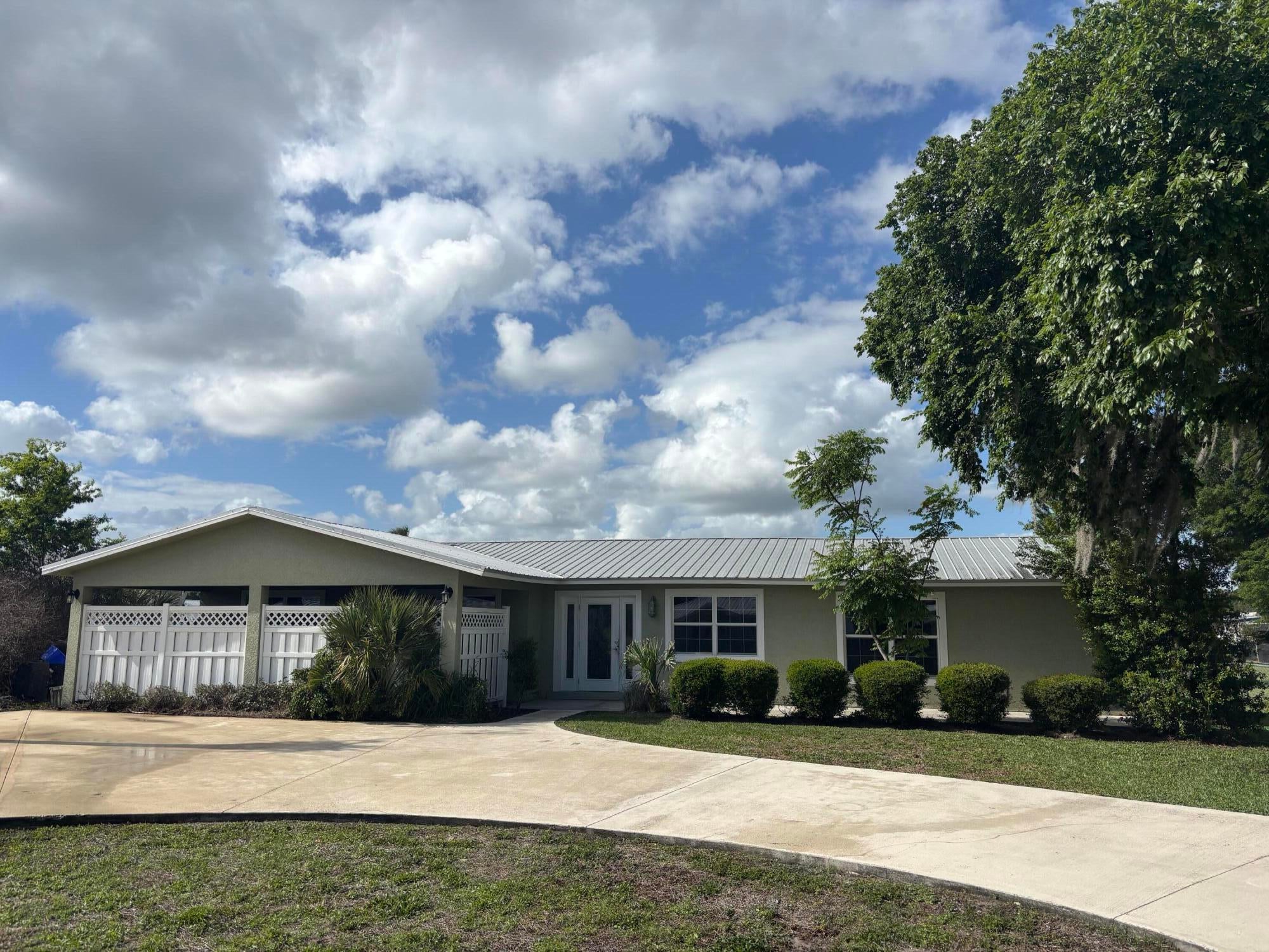 4003 SE 26 St, Okeechobee, FL 34974 photo
