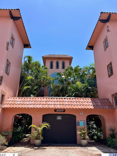 Condominium in Fort Lauderdale FL 650 Tennis Club Dr #303.jpg