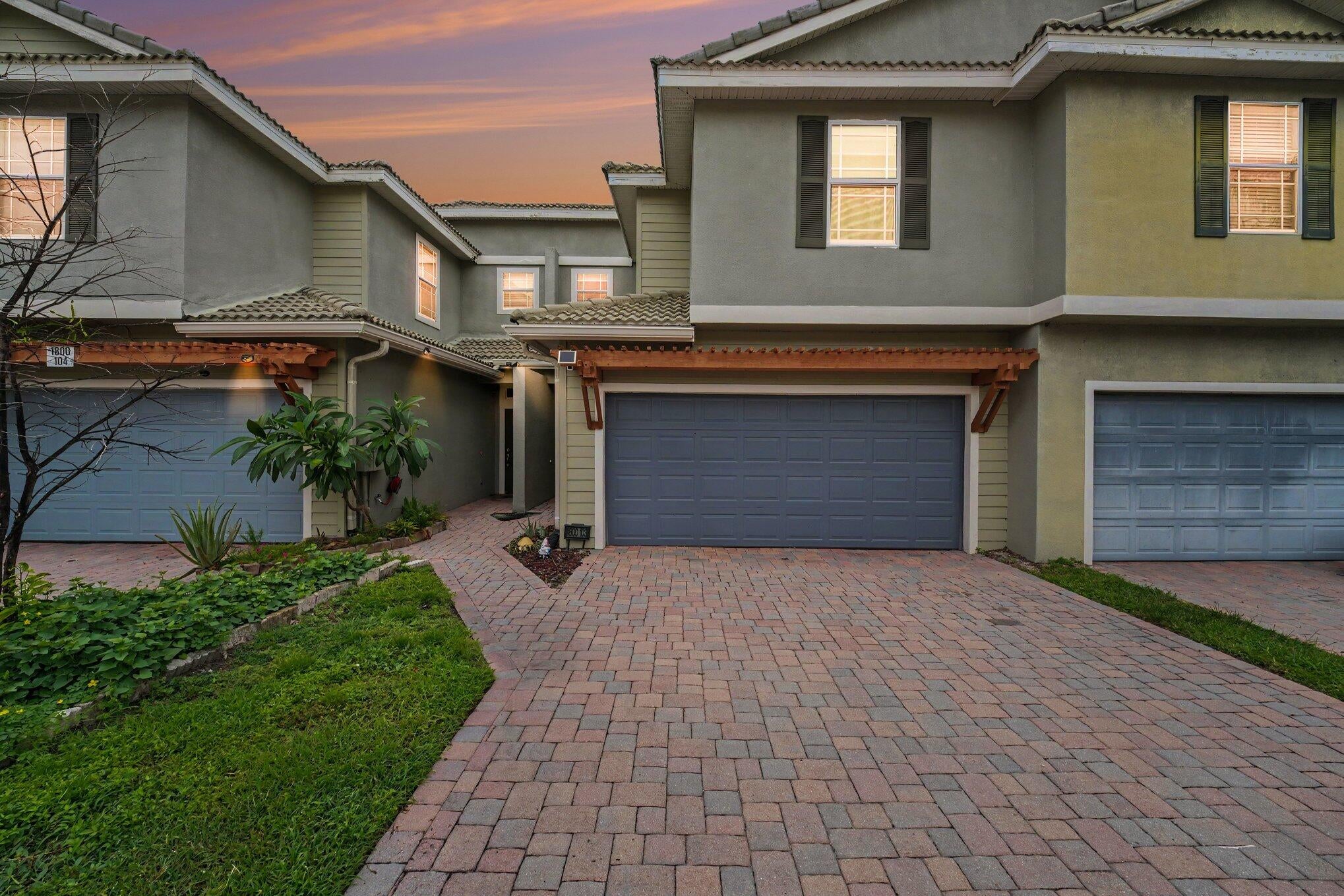 1800 Kole Pl #103, Melbourne, FL 32935 photo