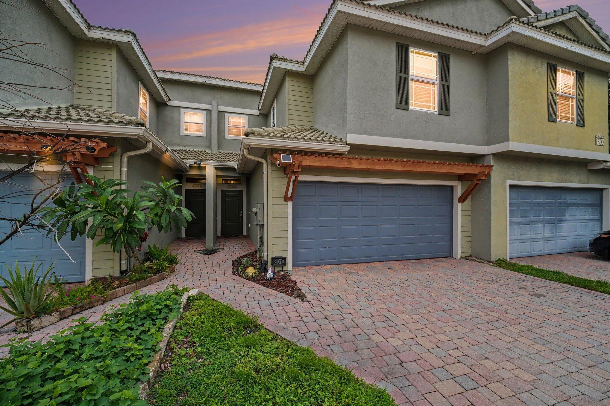 1800 Kole Pl #103, Melbourne, FL 32935 photo