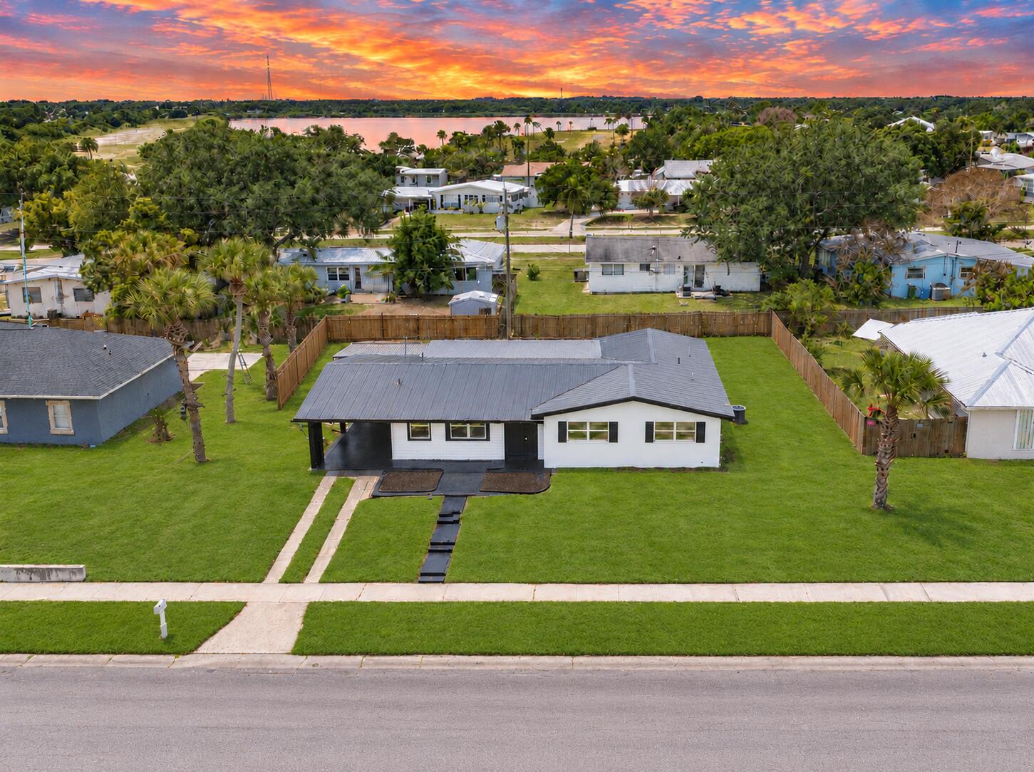 375 Manly Ave, Sebastian, FL 32958