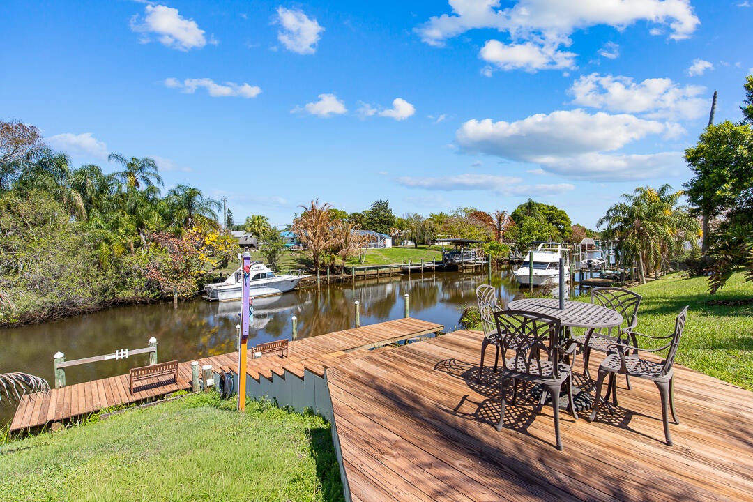 343 Verada Ave, Port Saint Lucie, FL 34983