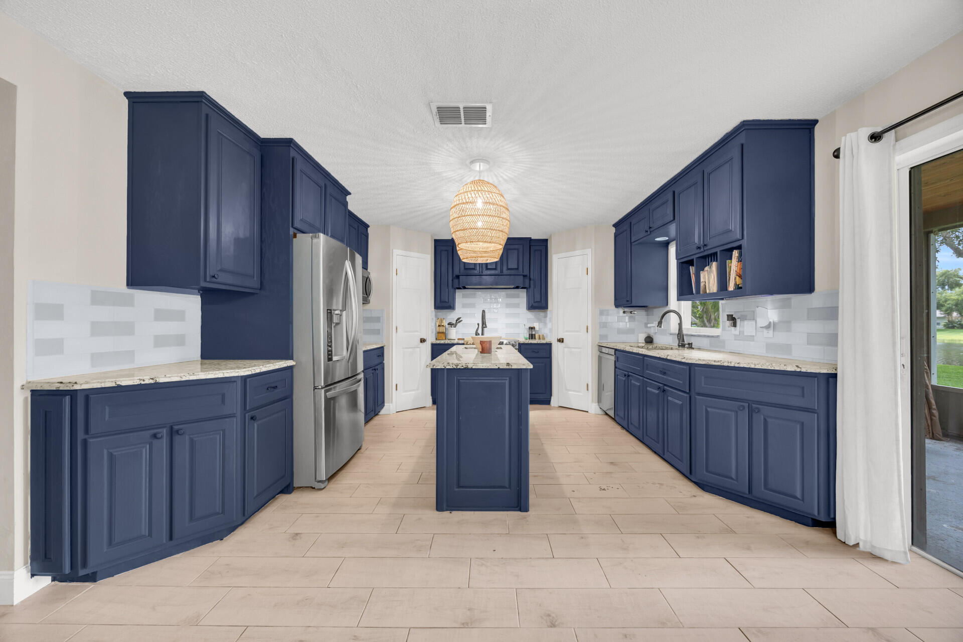 2566 12 Sq, Vero Beach, FL 32968 photo