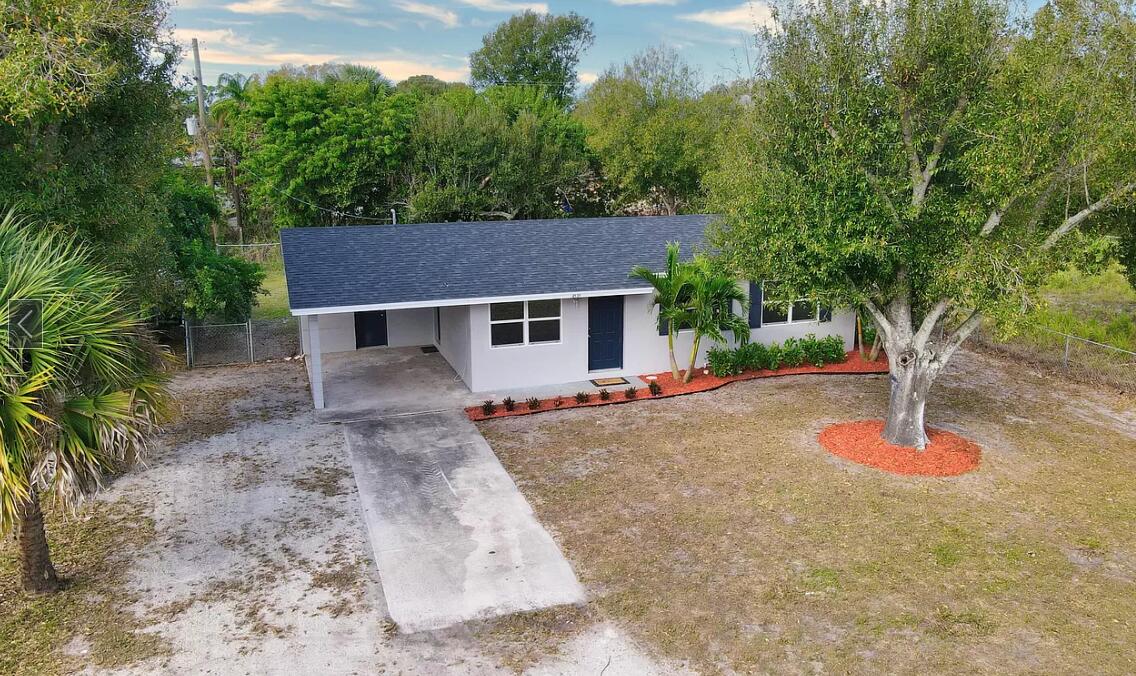 4535 38 Ct, Vero Beach, FL 32967 photo