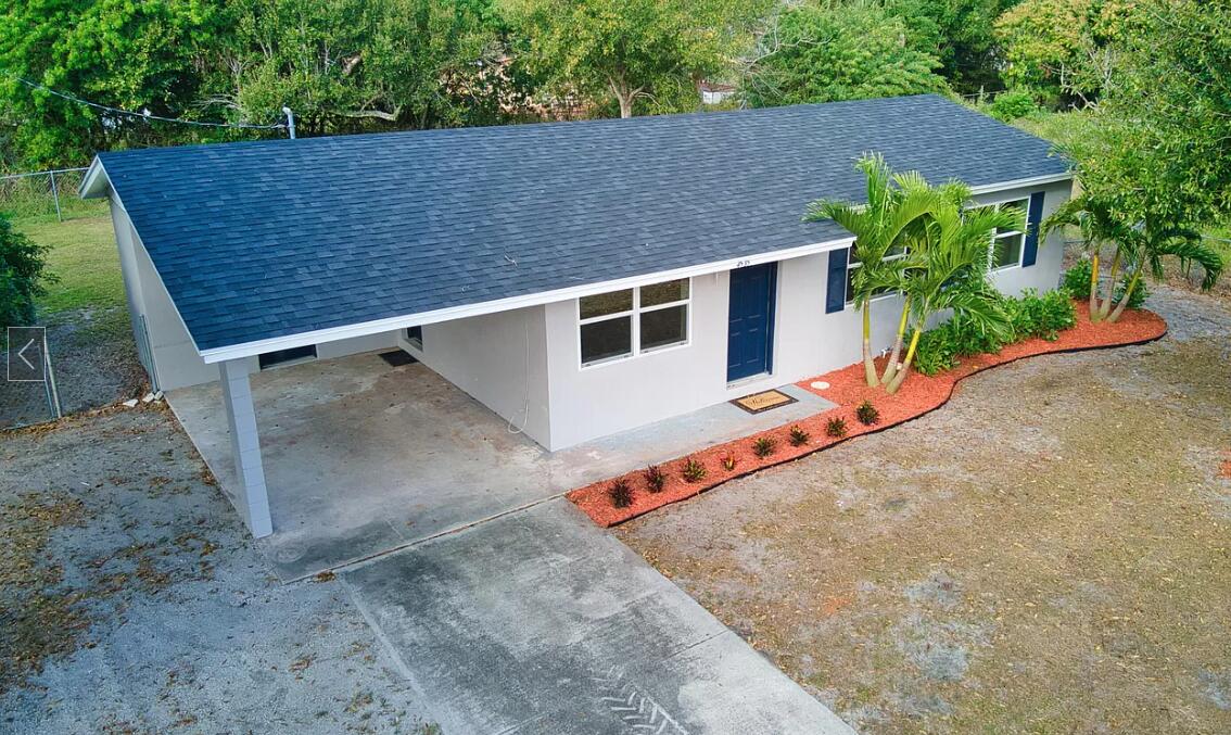 4535 38 Ct, Vero Beach, FL 32967 photo