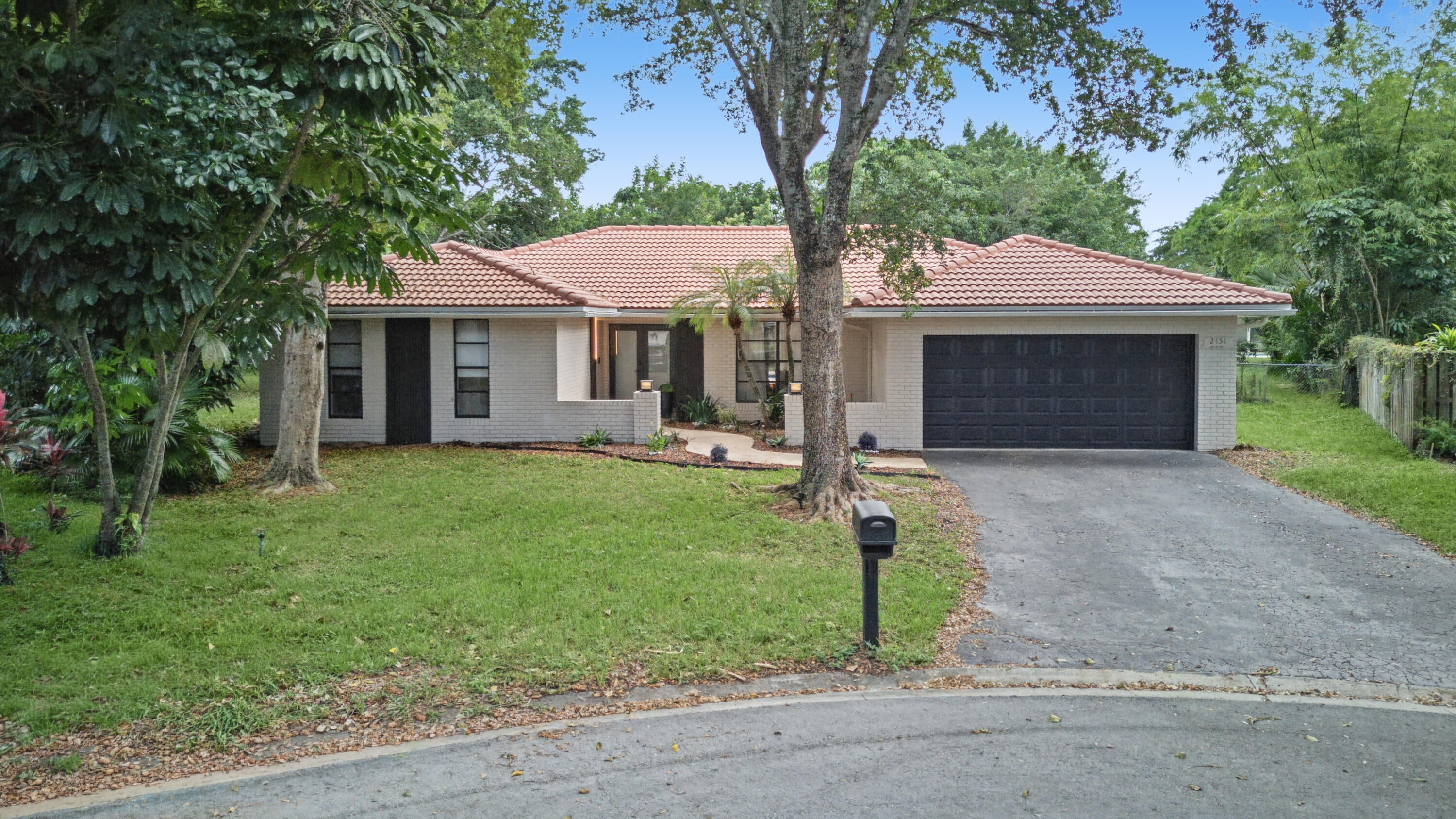 2151 99th Way, Coral Springs, FL 33071