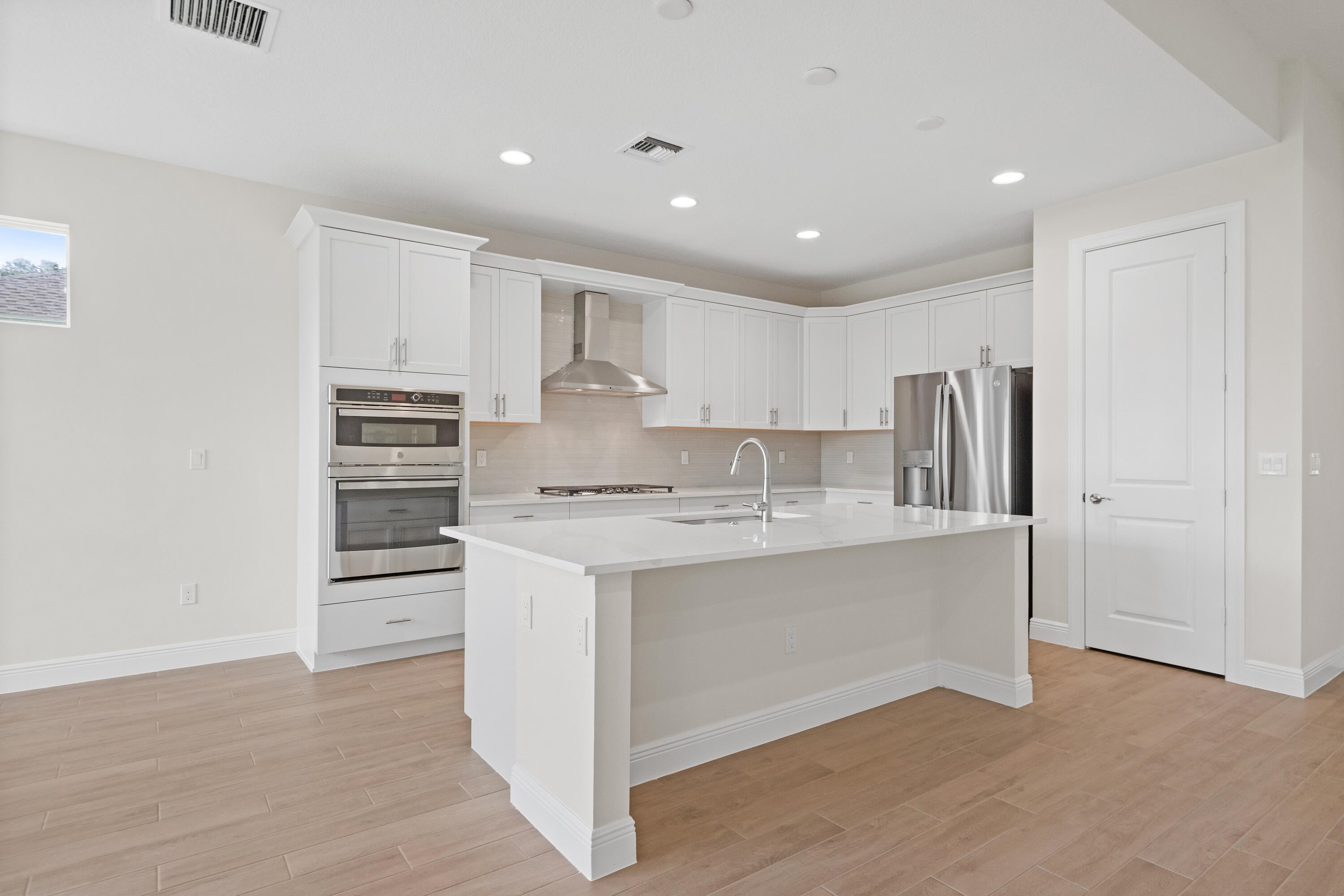 4018 Towers Pointe Way, Vero Beach, FL 32967 photo