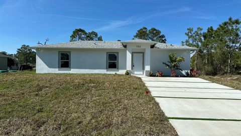 Single Family Residence in Lehigh Acres FL 732 Burns Avenue.jpg