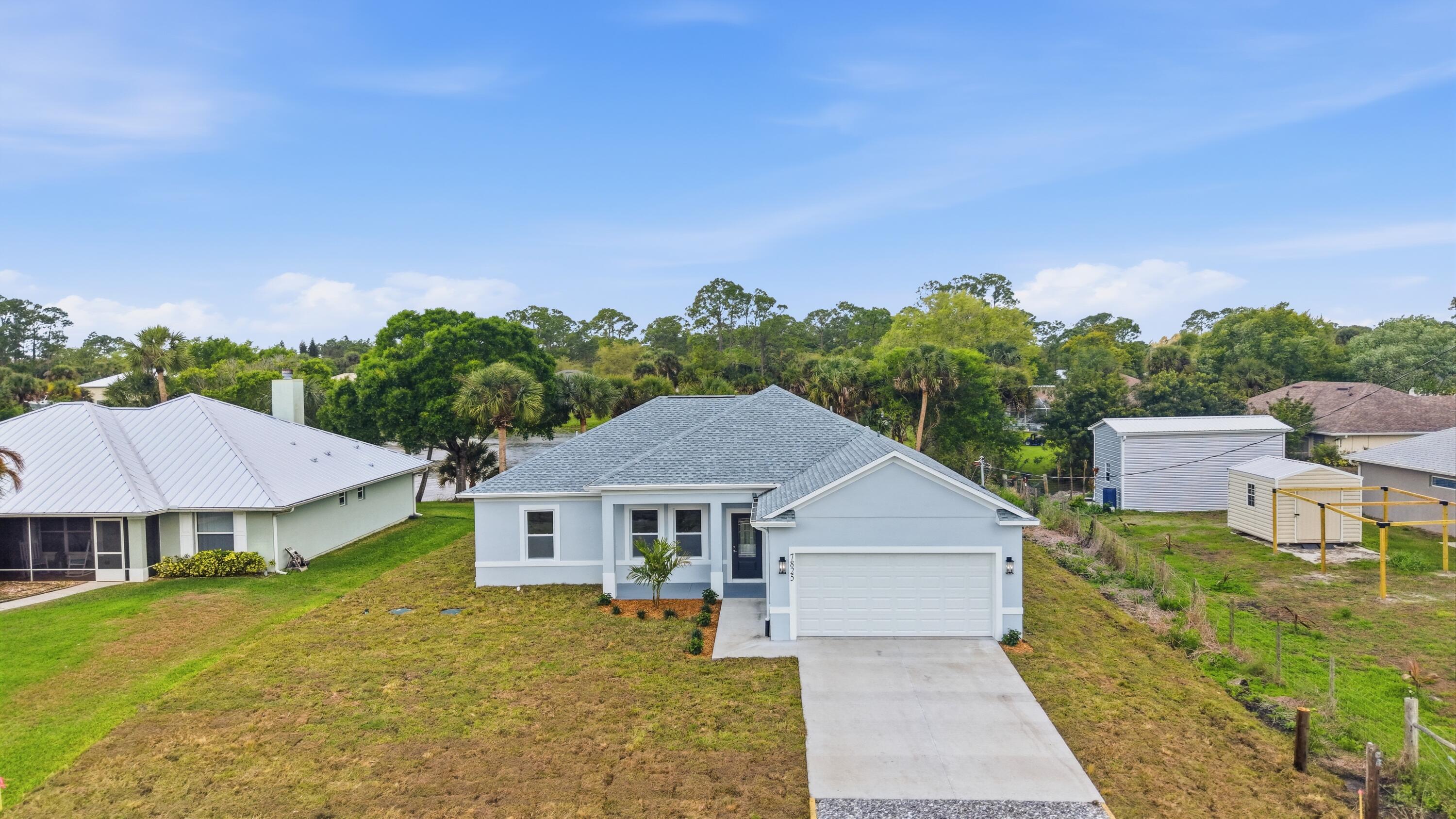 7825 92 Ct, Vero Beach, FL 32967 photo