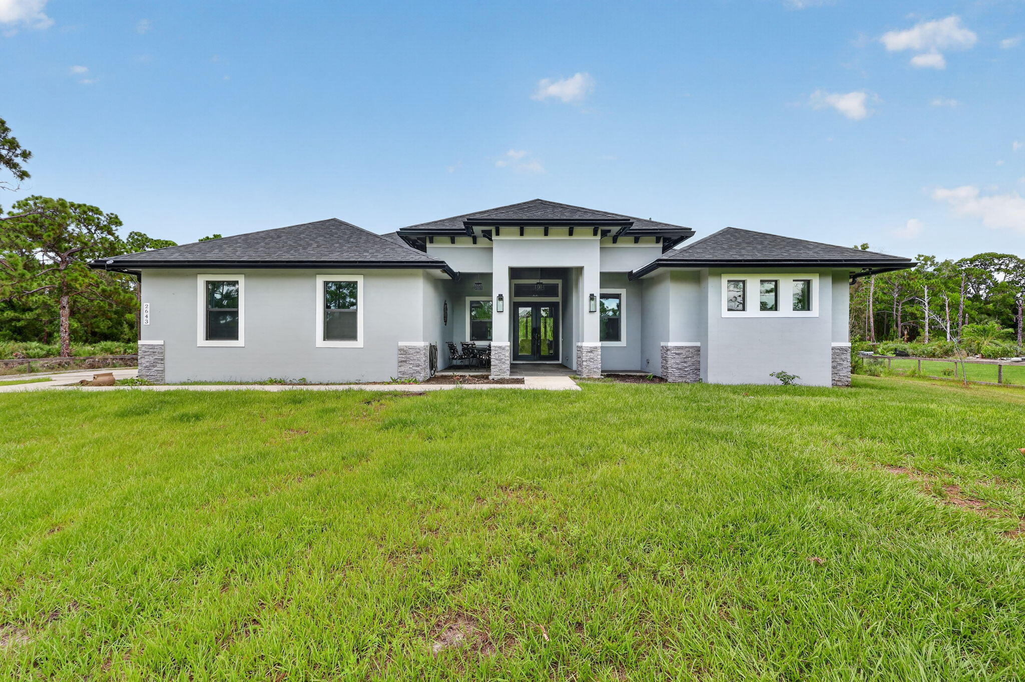 2643 Dyer Rd, Fort Pierce, FL 34952 photo