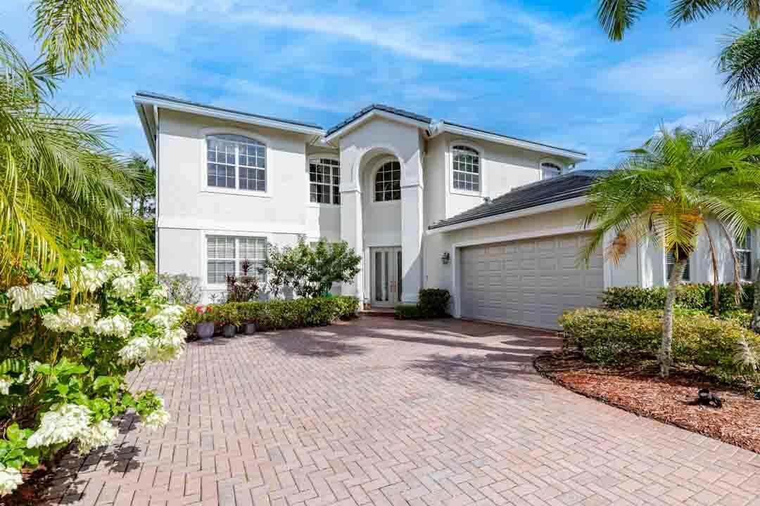 4989 Saint Creek Dr, Palm City, FL 34990