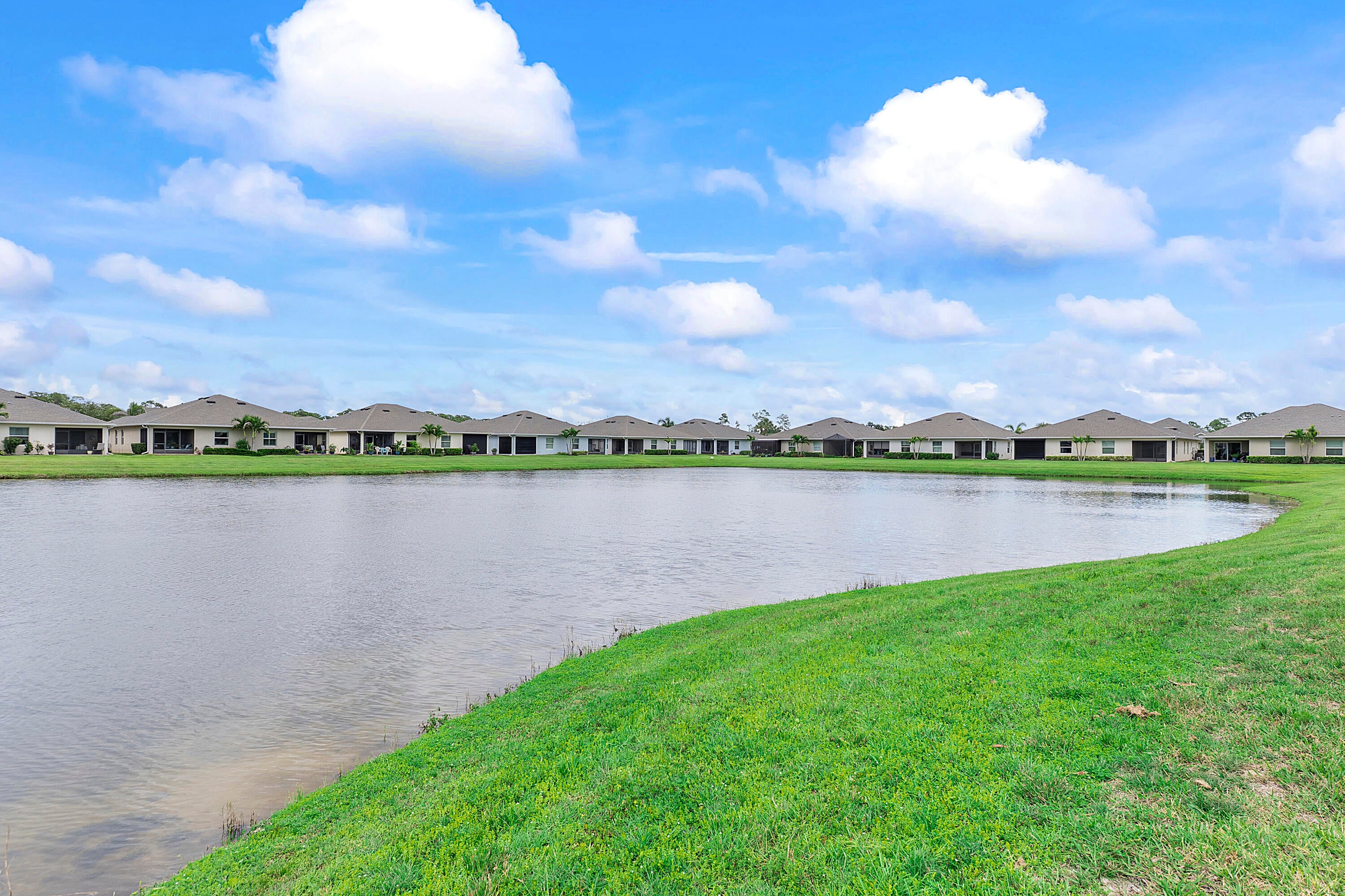 6174 Spicewood Ln, Vero Beach, FL 32966 photo