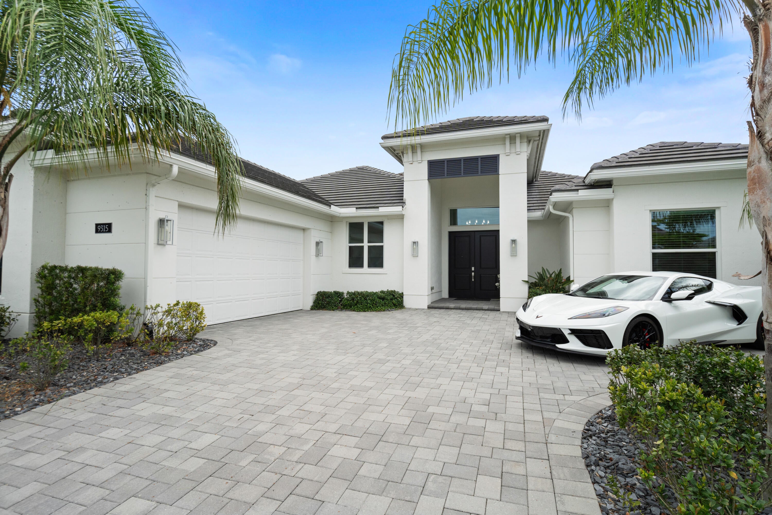 9315 SW Pinnacle Pl, Port Saint Lucie, FL 34987 photo