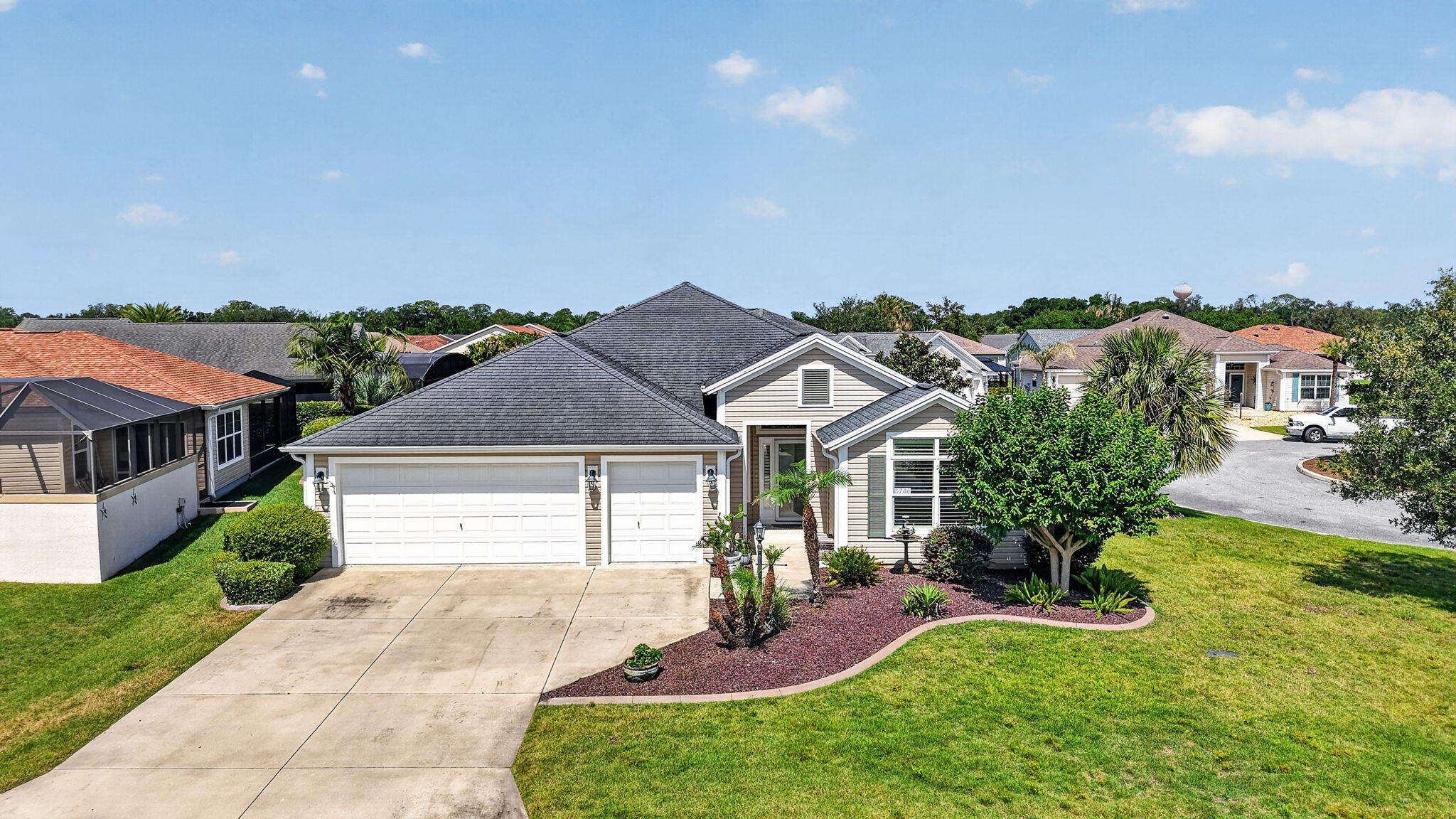 3746 New Moon Ave, The Villages, FL 32163 photo
