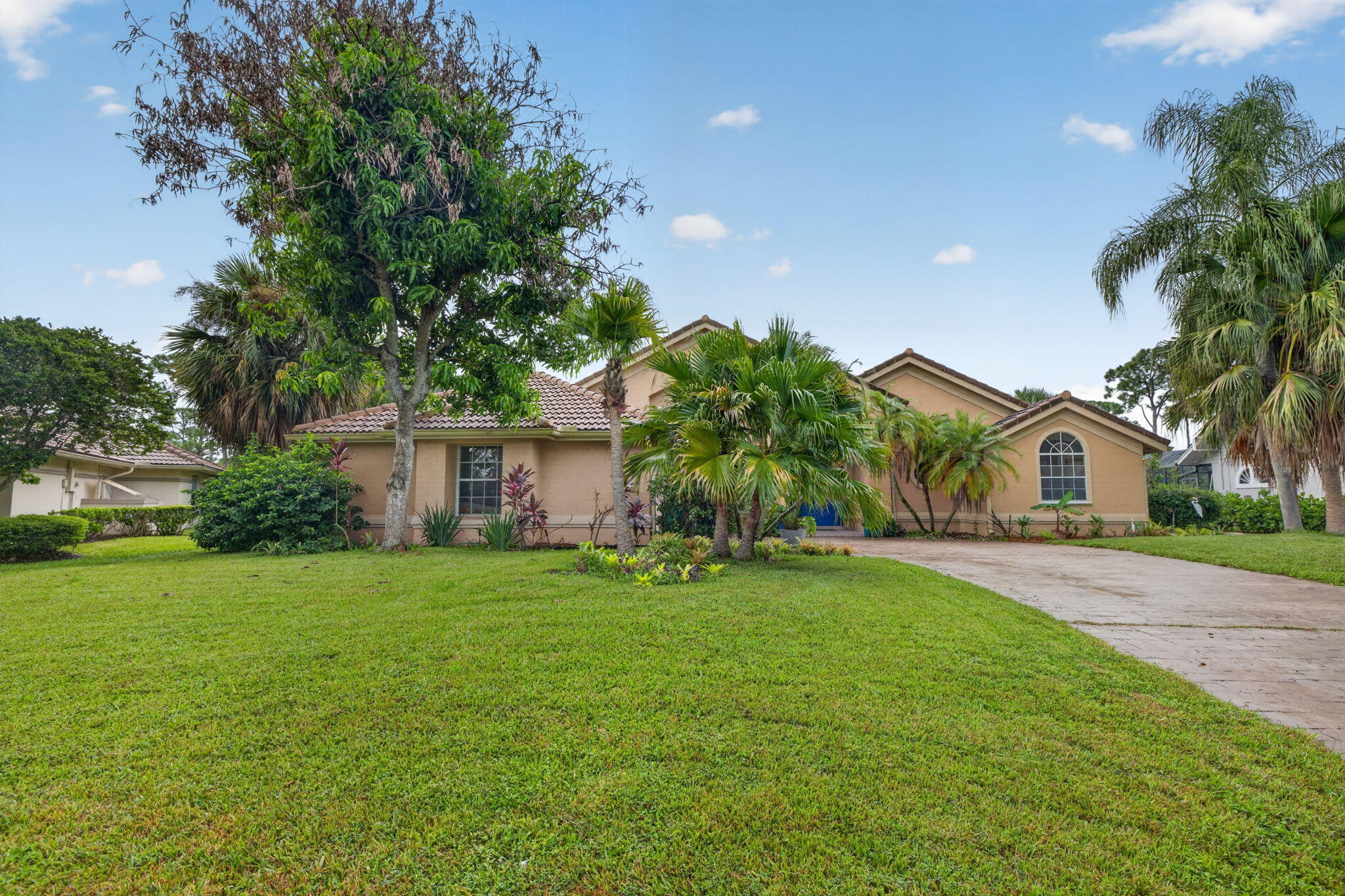 1306 SW Cottonwood Cv, Port Saint Lucie, FL 34986 photo
