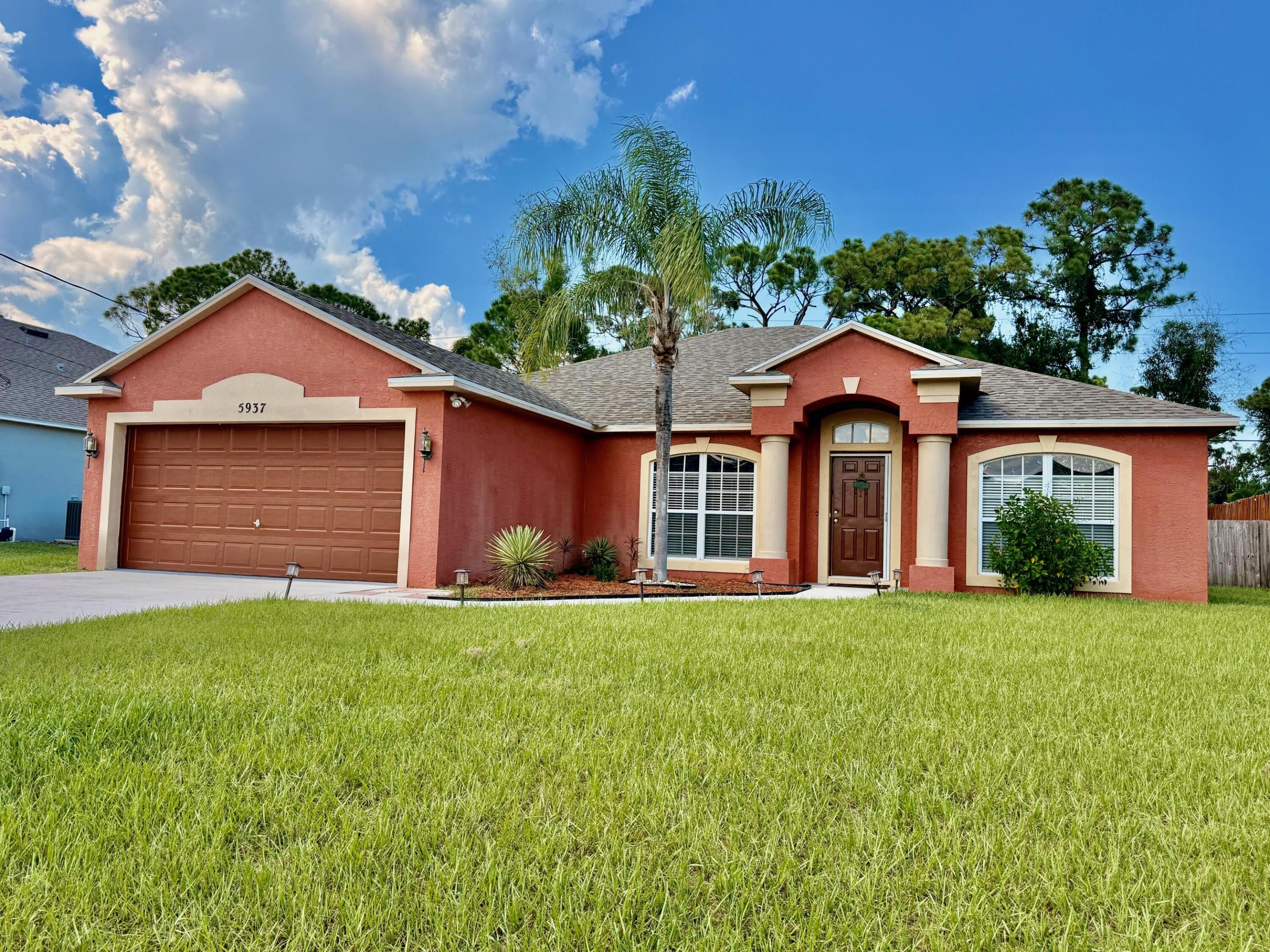 5937 NW Baynard Dr, Port Saint Lucie, FL 34986 photo