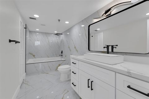 Condominium in Boca Raton FL 5260 NW 2nd Ave #PH-5.jpg