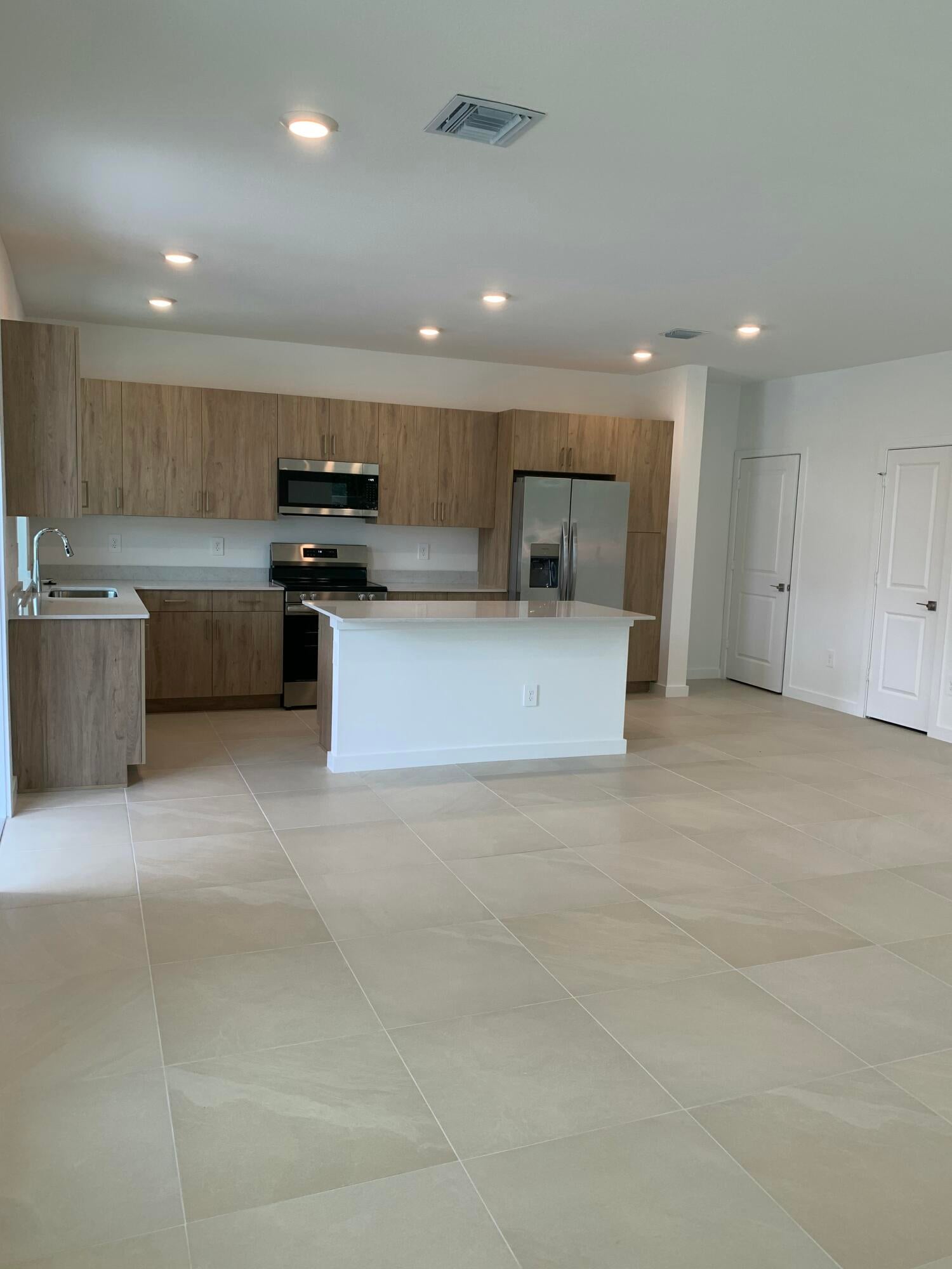 747 SE Central Pkwy #43, Stuart, FL 34994 photo