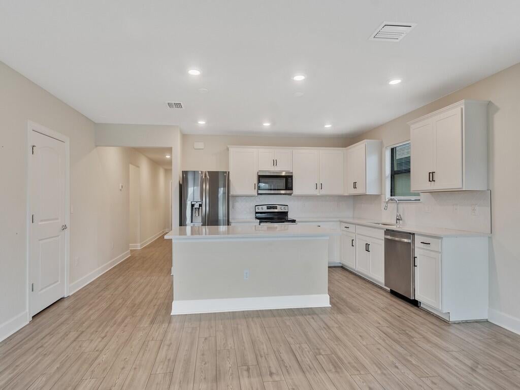 5288 Jasper Sq, Vero Beach, FL 32967 photo