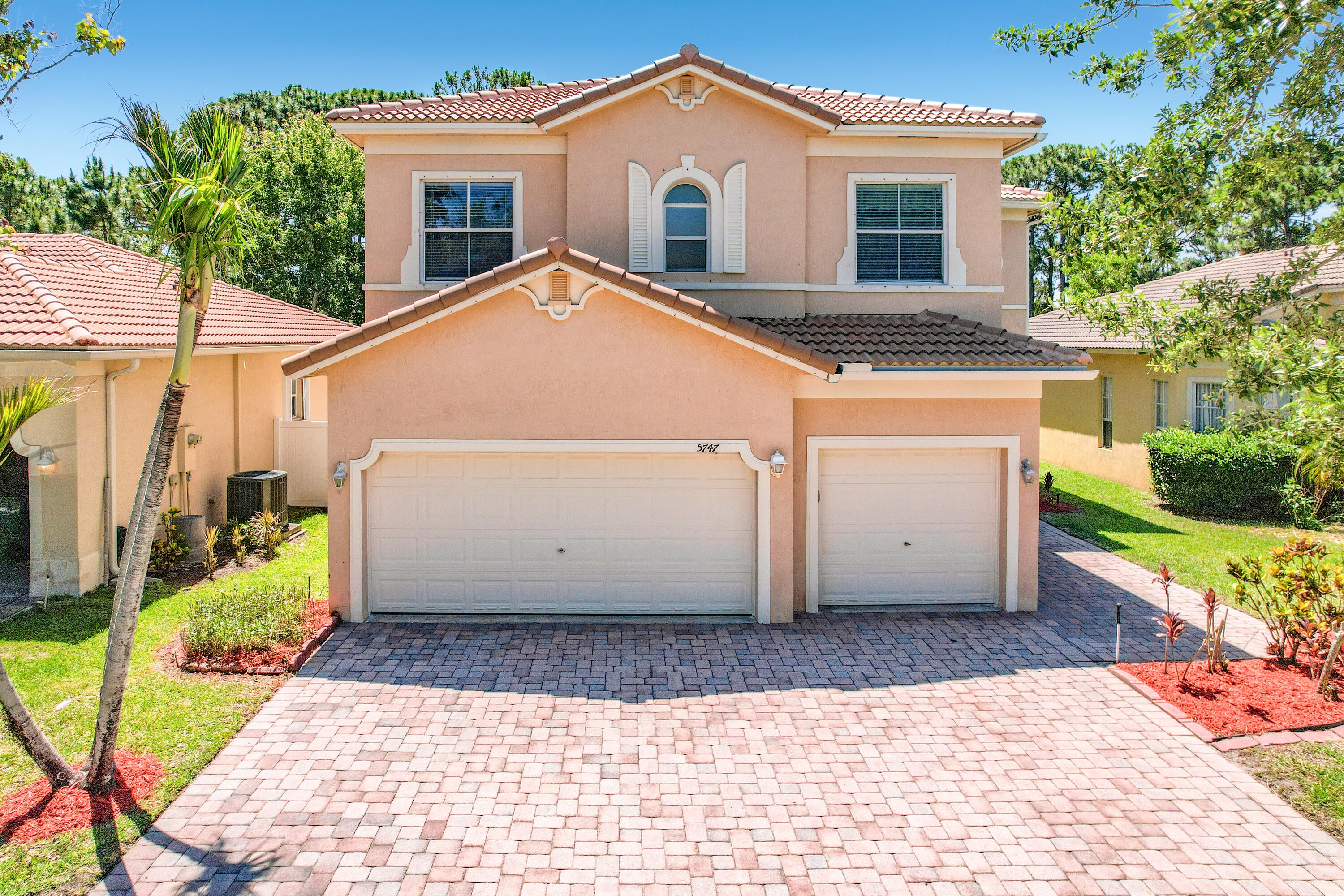 5747 Sunberry Cir, Fort Pierce, FL 34951 photo