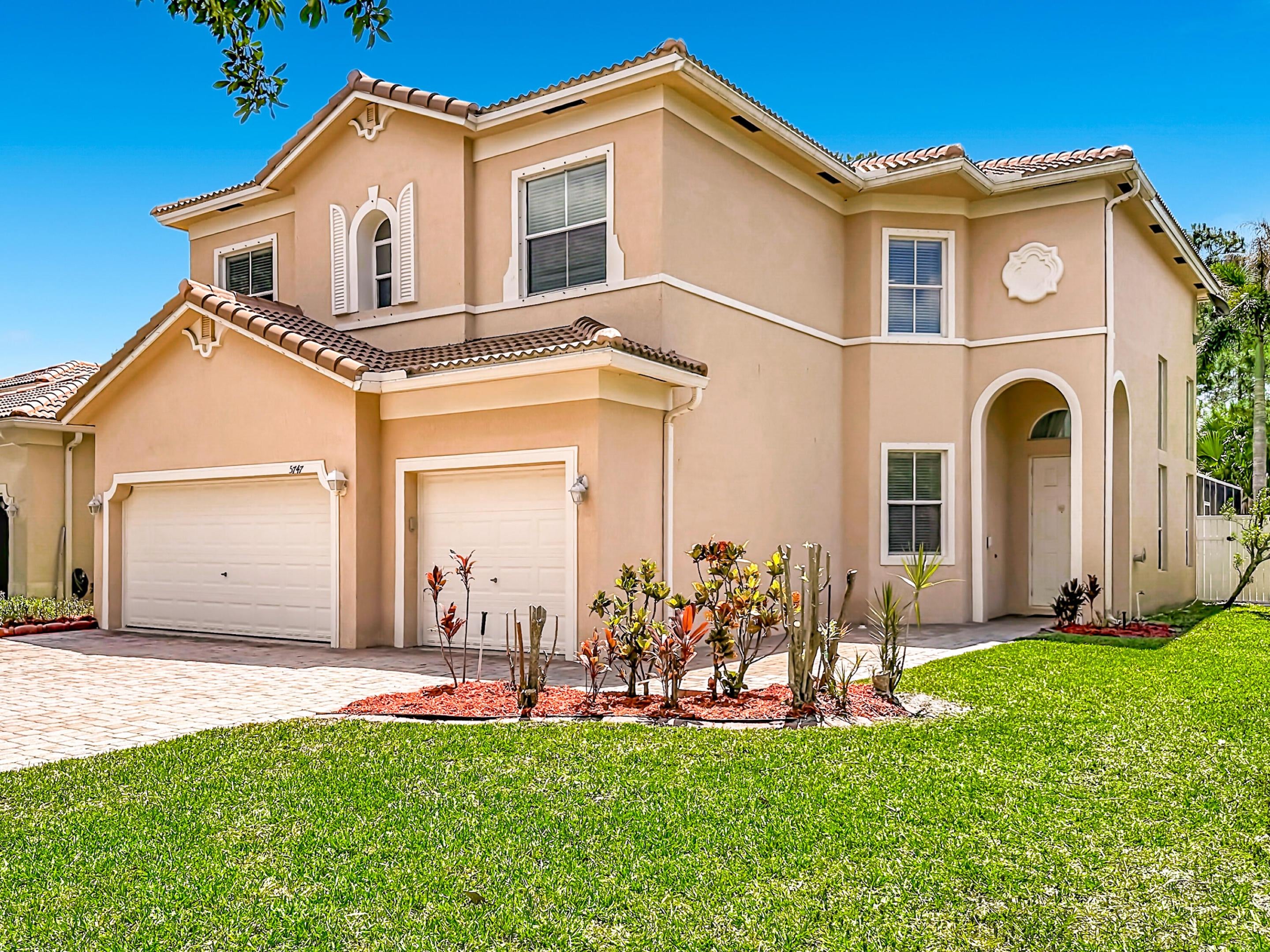 5747 Sunberry Cir, Fort Pierce, FL 34951 photo
