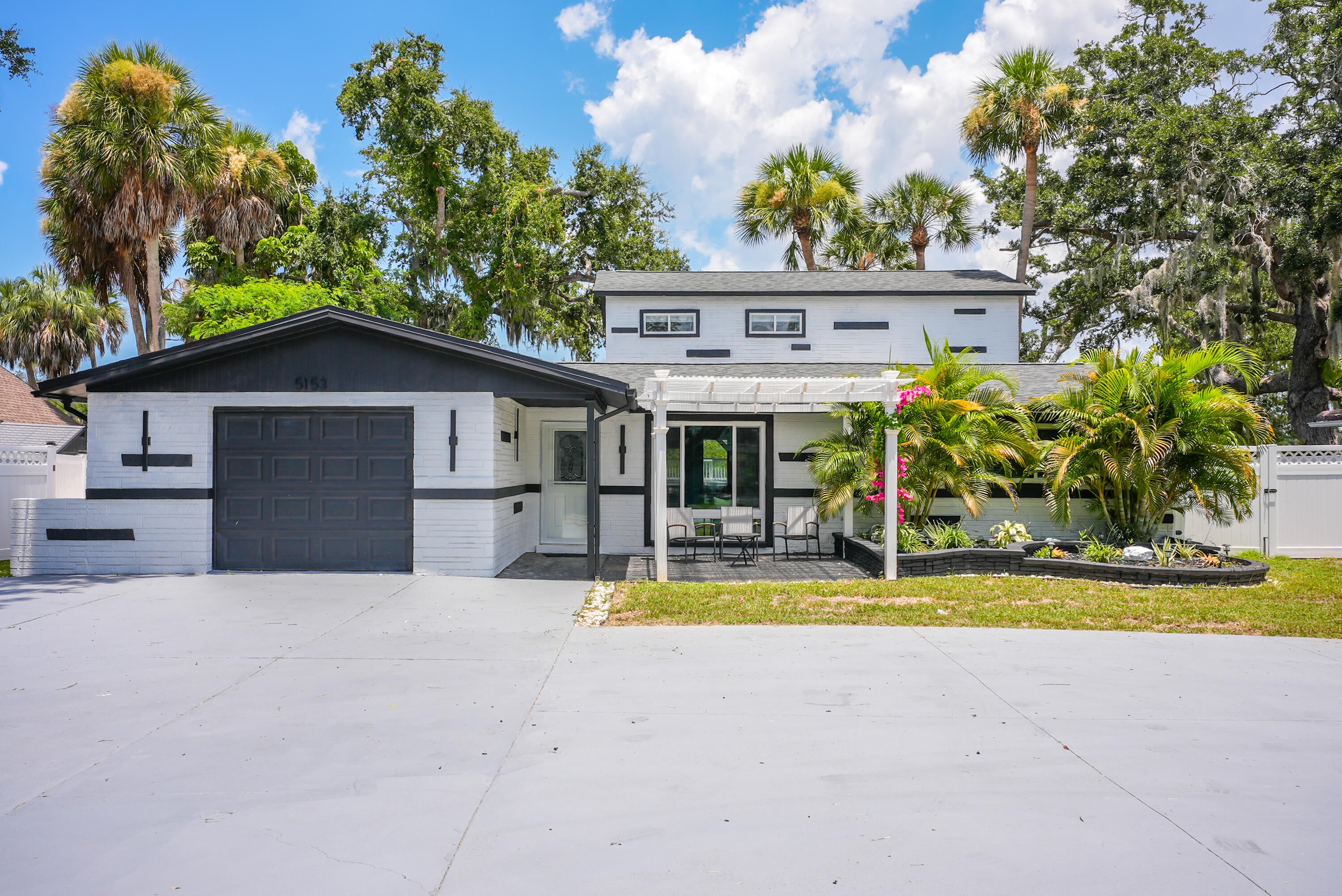 5153 Bay Blvd, Port Richey, FL 34668