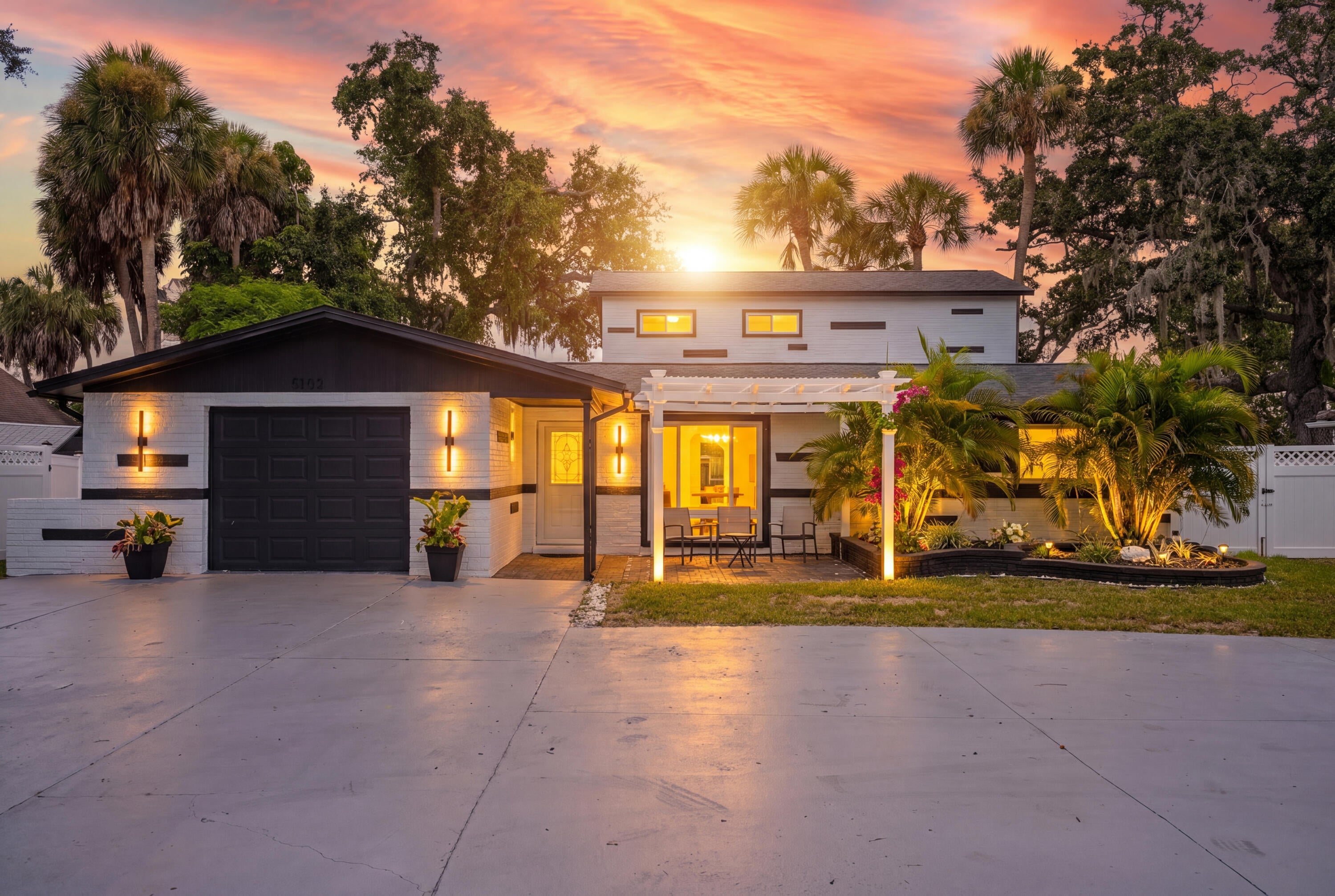 5153 Bay Blvd, Port Richey, FL 34668 photo