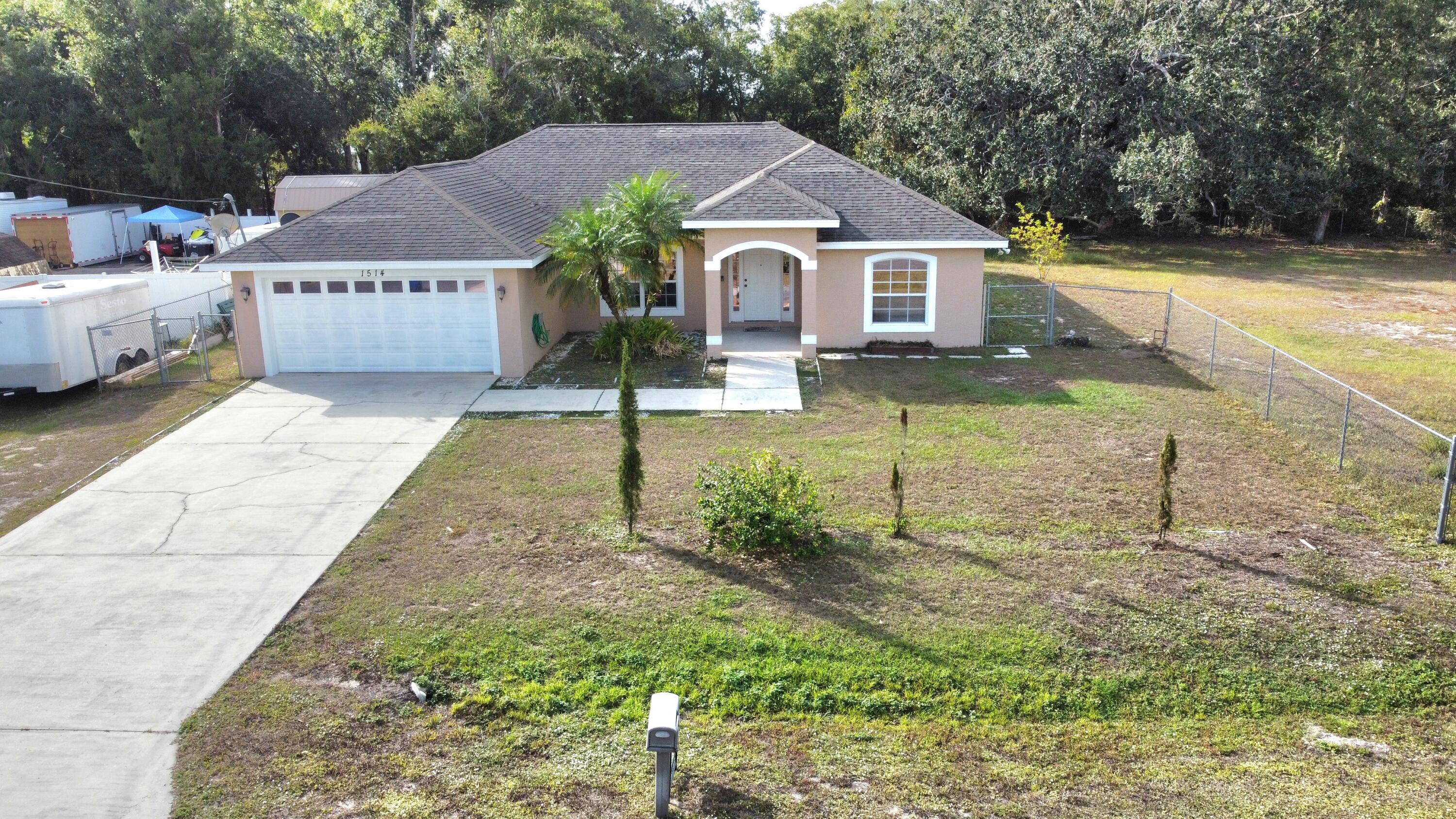 1514 Summer Rd, Lake Placid, FL 33852 photo