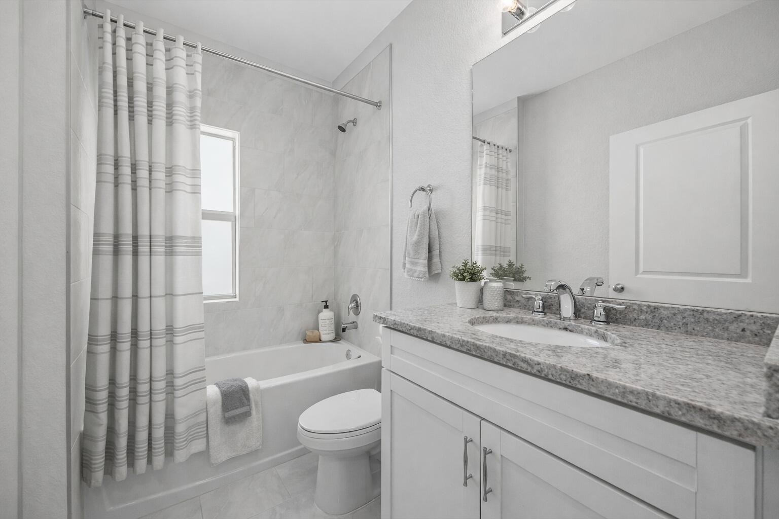 2585 SE Bonita St, Stuart, FL 34997 photo