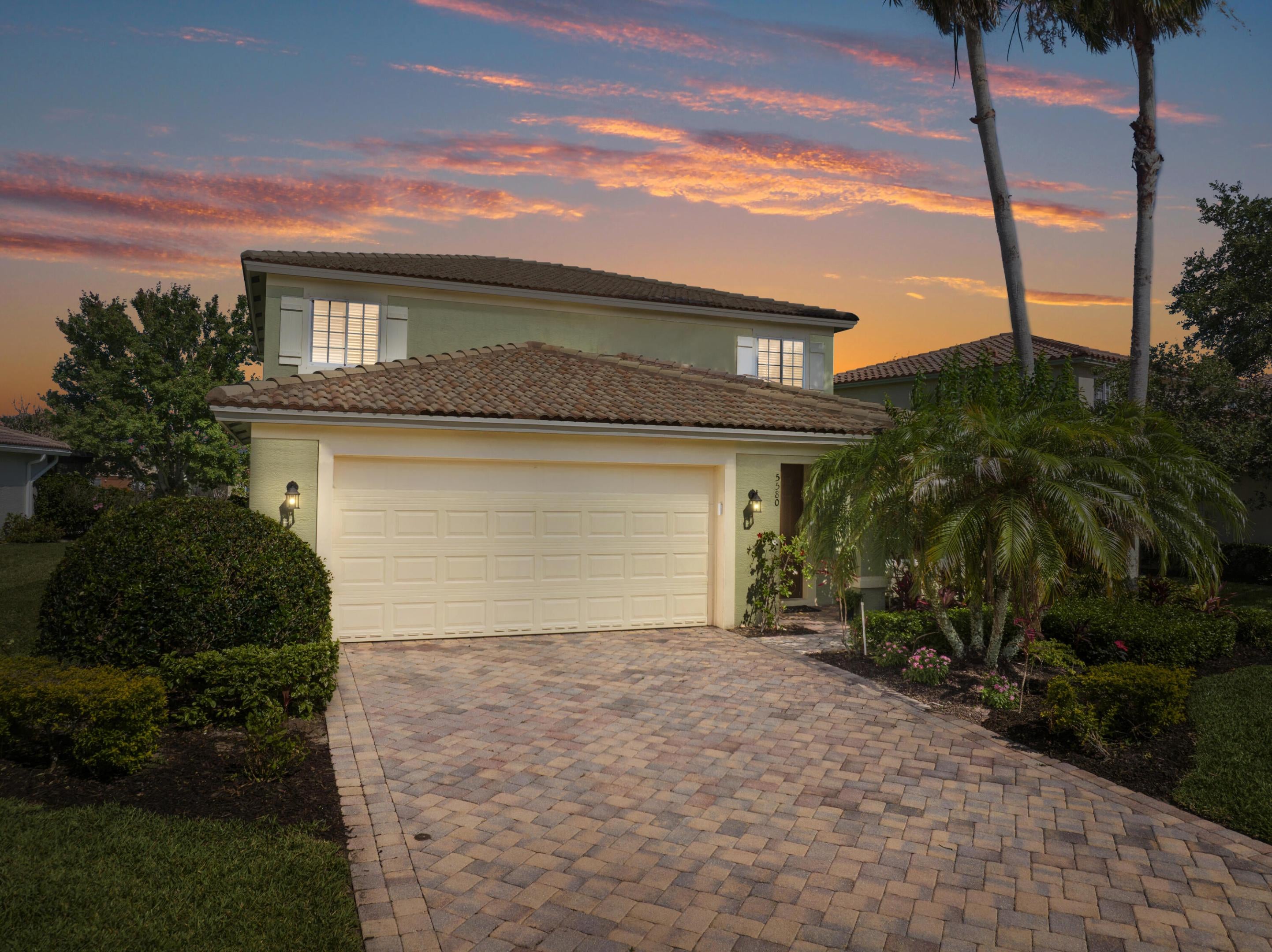 5580 45 Ave, Vero Beach, FL 32967
