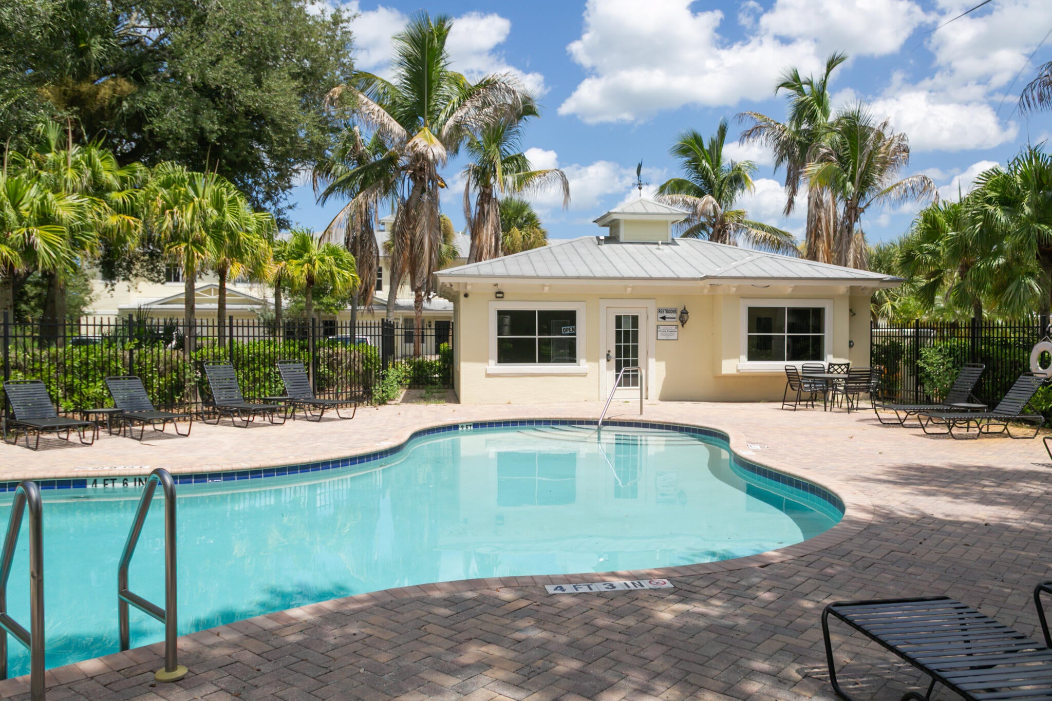 3902 Sabal Way, Fort Pierce, FL 34981 photo
