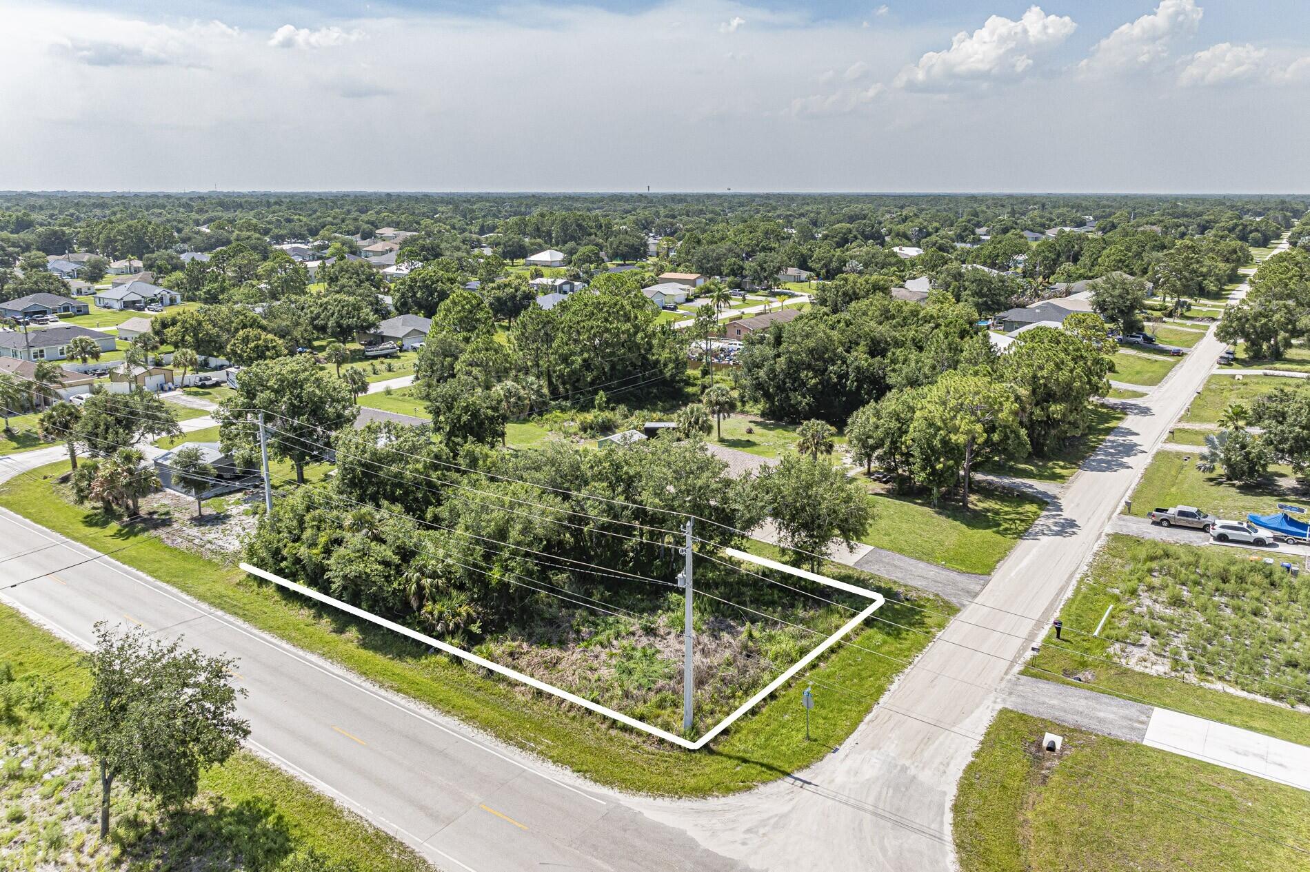 8315 102 Ave, Vero Beach, FL 32967