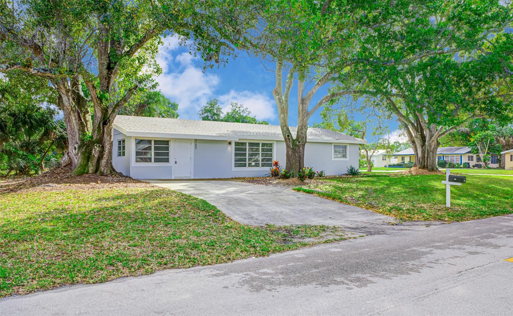 3105 18 St, Vero Beach, FL 32960