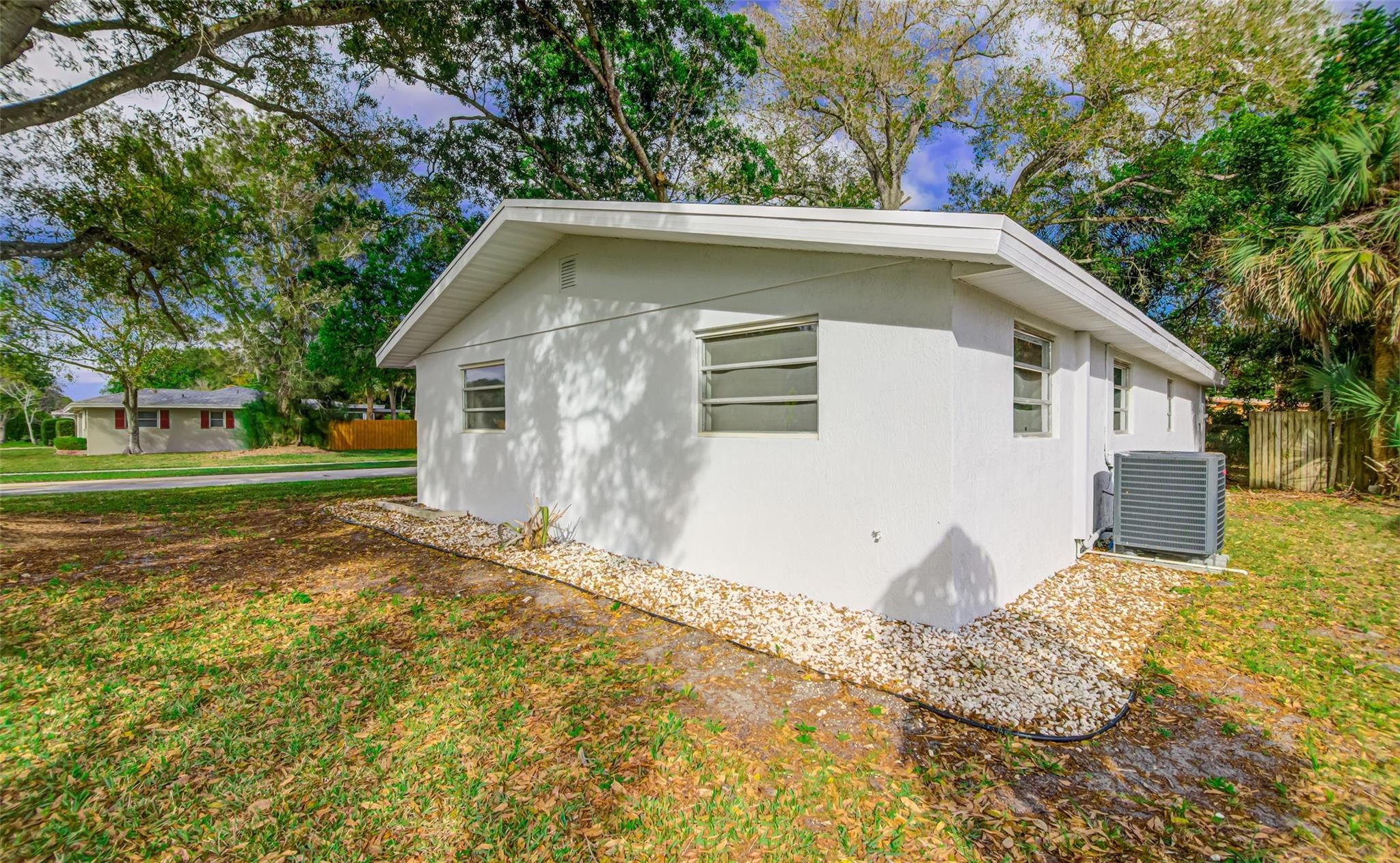 3105 18 St, Vero Beach, FL 32960 photo