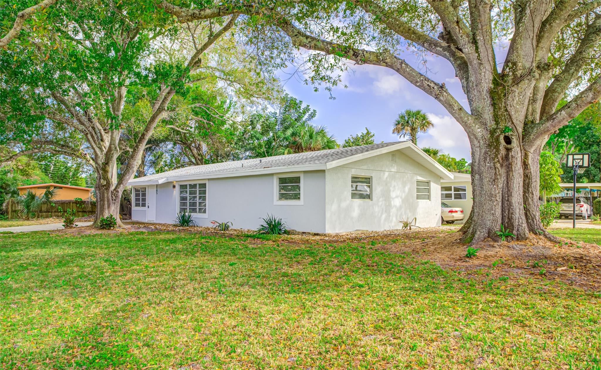 3105 18 St, Vero Beach, FL 32960 photo