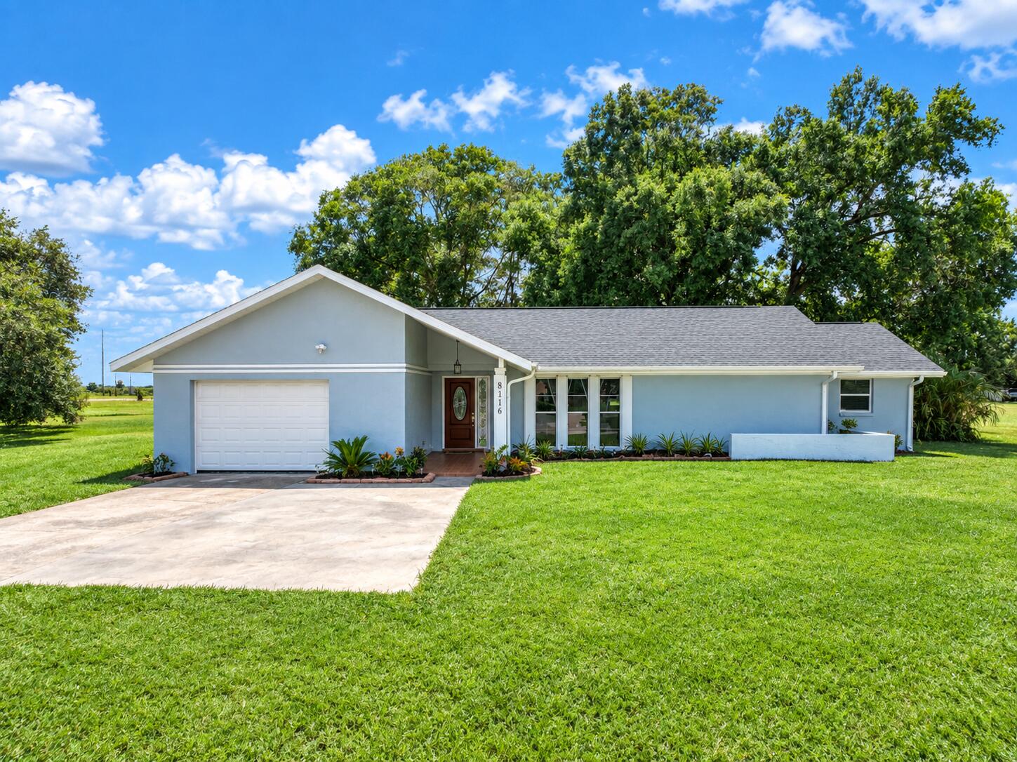 8316 Hampshire Dr, Sebring, FL 33876