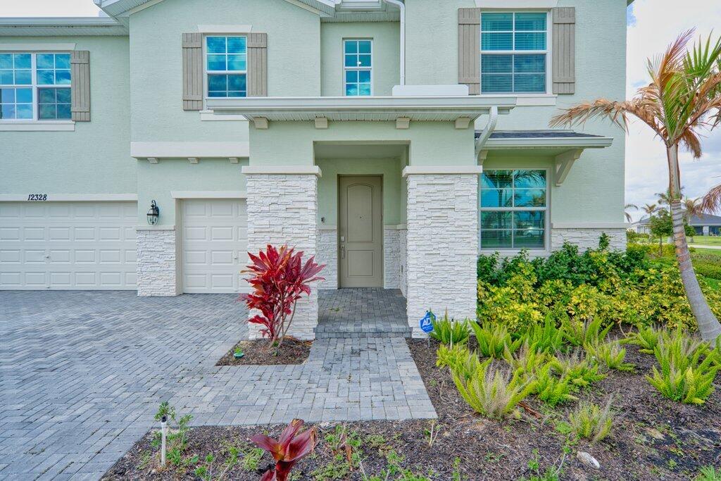 12328 SW Roma Cir, Port Saint Lucie, FL 34987 photo